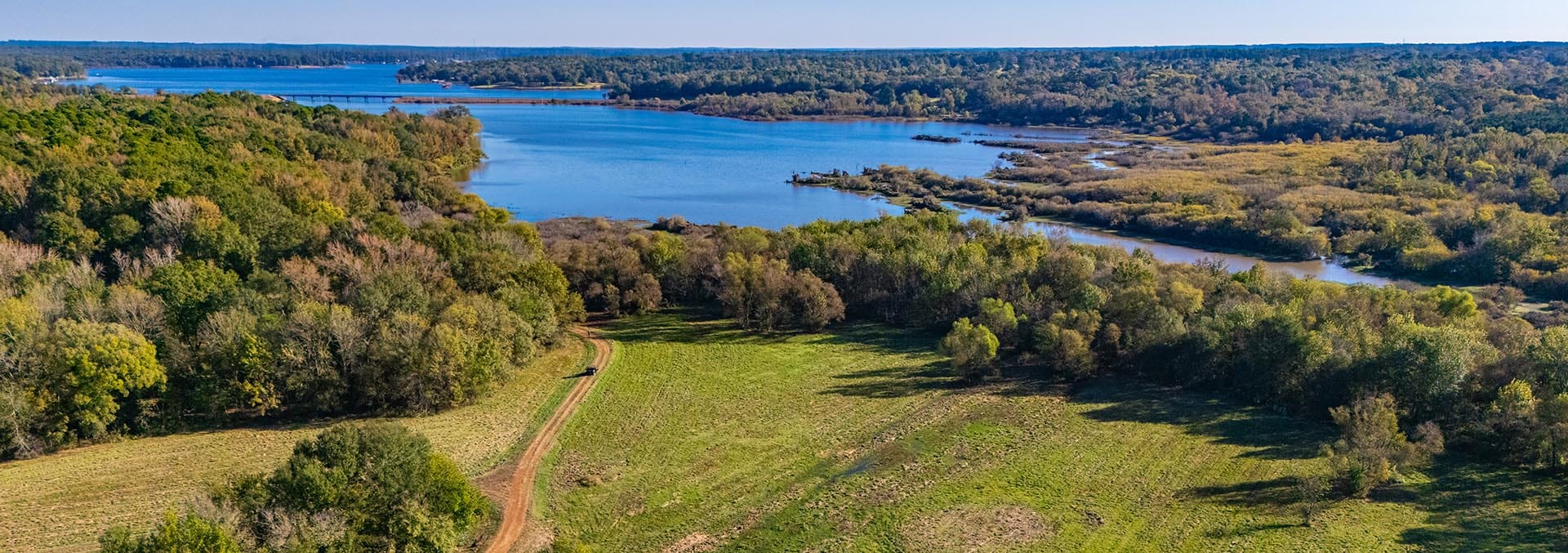 East Texas land for sale Red Barn Ranch on Lake Bob Sandlin