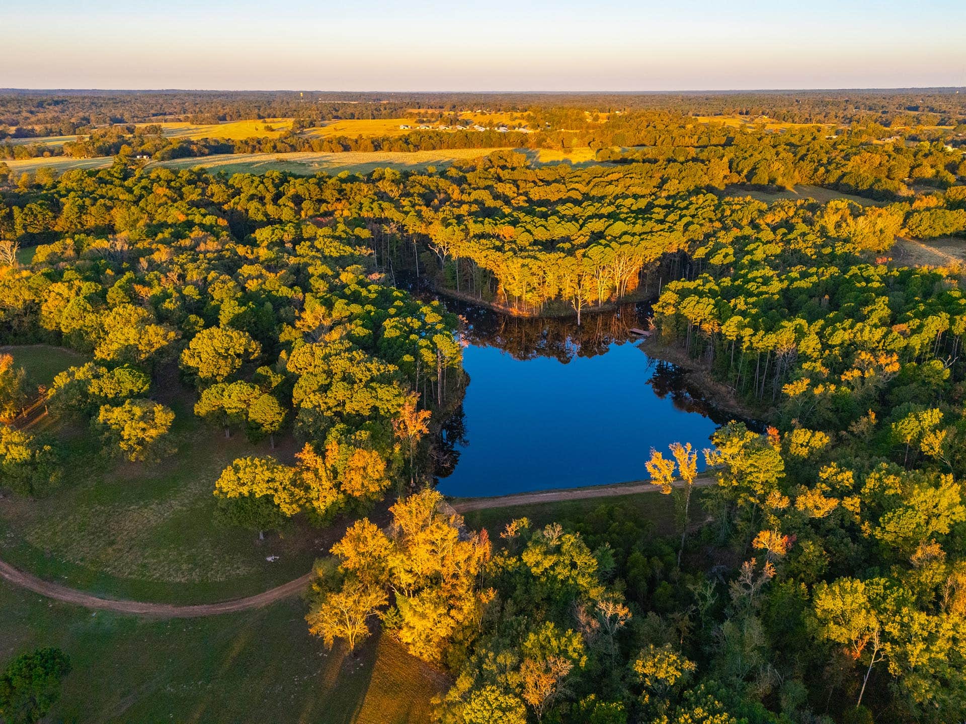 East Texas ranch with private lake access Red Barn Ranch on Lake Bob Sandlin