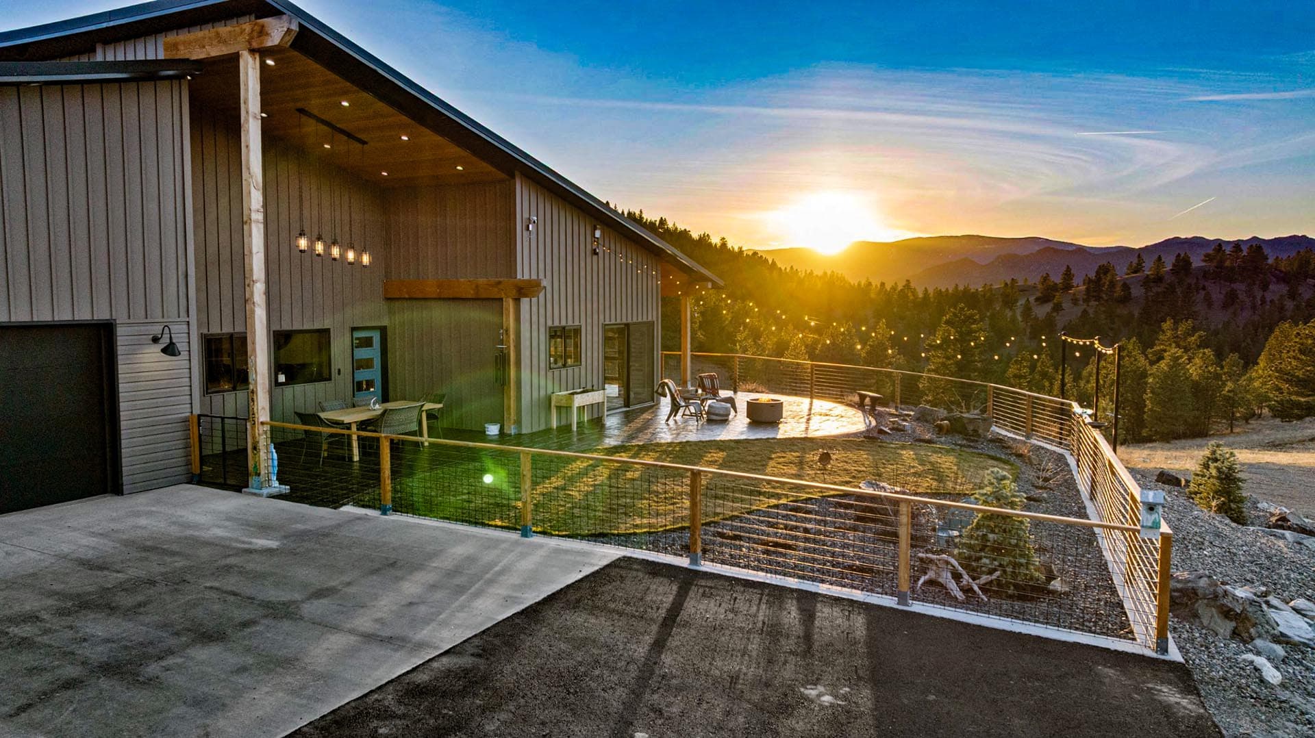 Montana Sunroom Home With Fireplace Elk Ridge Wilderness Retreat