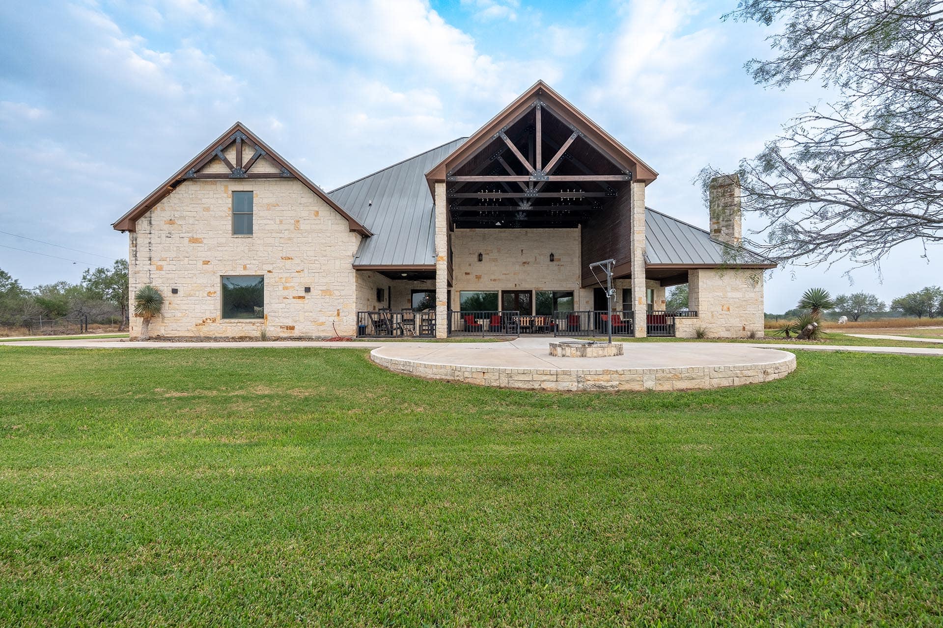 South Texas ranch for serious hunters El Monte Gringo Ranch