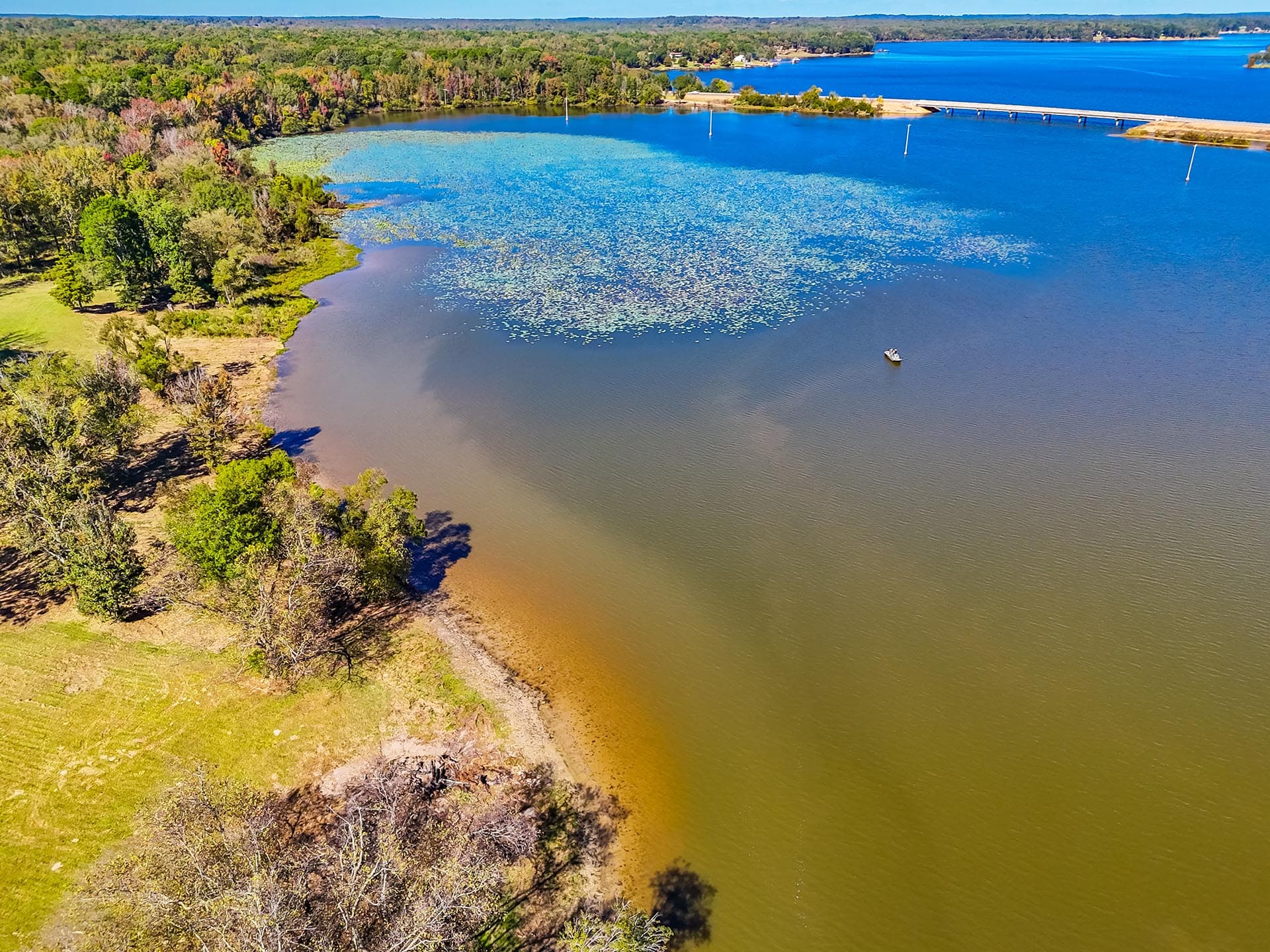 Texas ranch offering lake recreation Red Barn Ranch on Lake Bob Sandlin