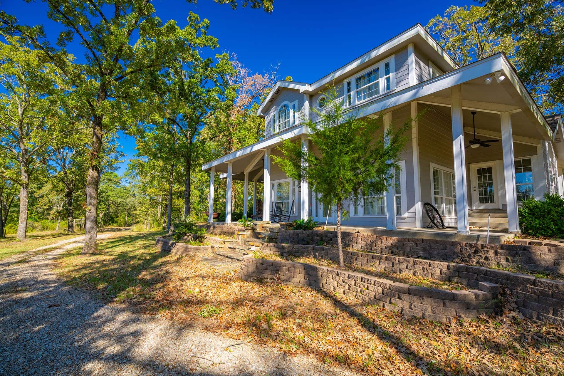 Winnsboro TX lakefront ranch property Red Barn Ranch on Lake Bob Sandlin