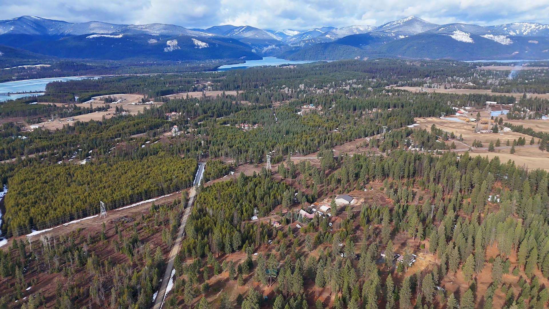 acreage for sale near me Montana cabinet mountain wilderness retreat