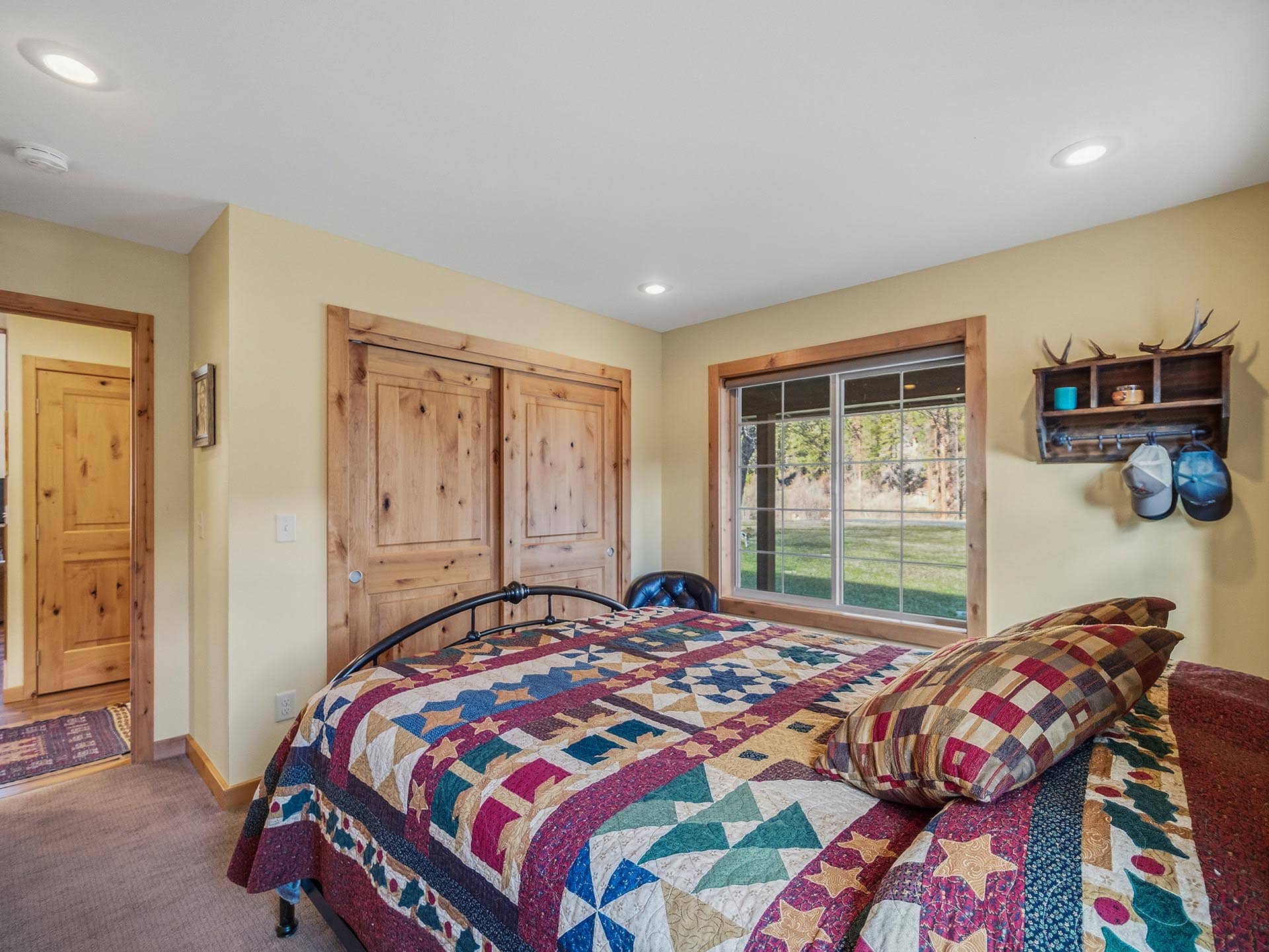 barn and shop ranch Washington ranch at Lost Creek