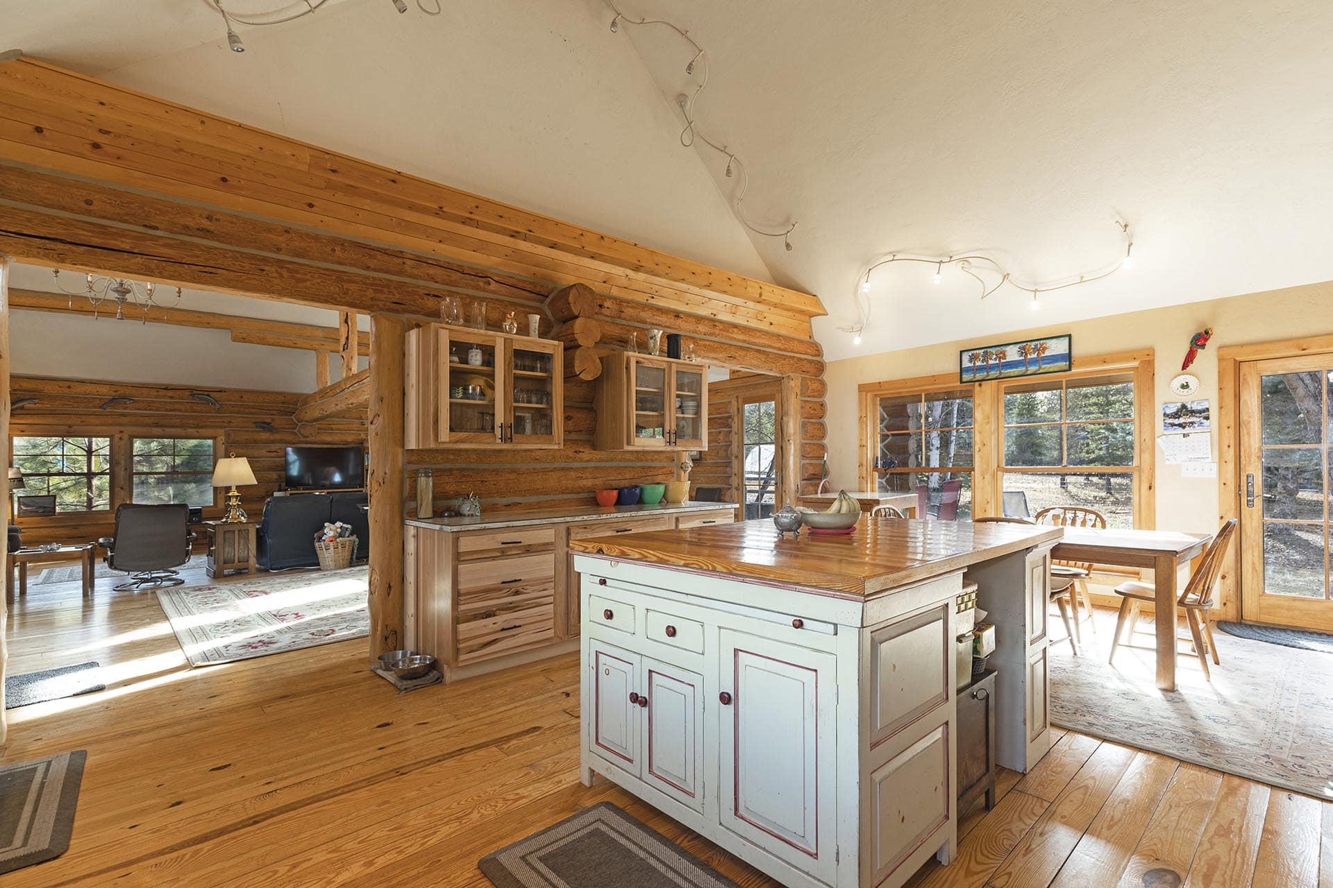 equestrian property for sale nearby Montana cabinet mountain wilderness retreat