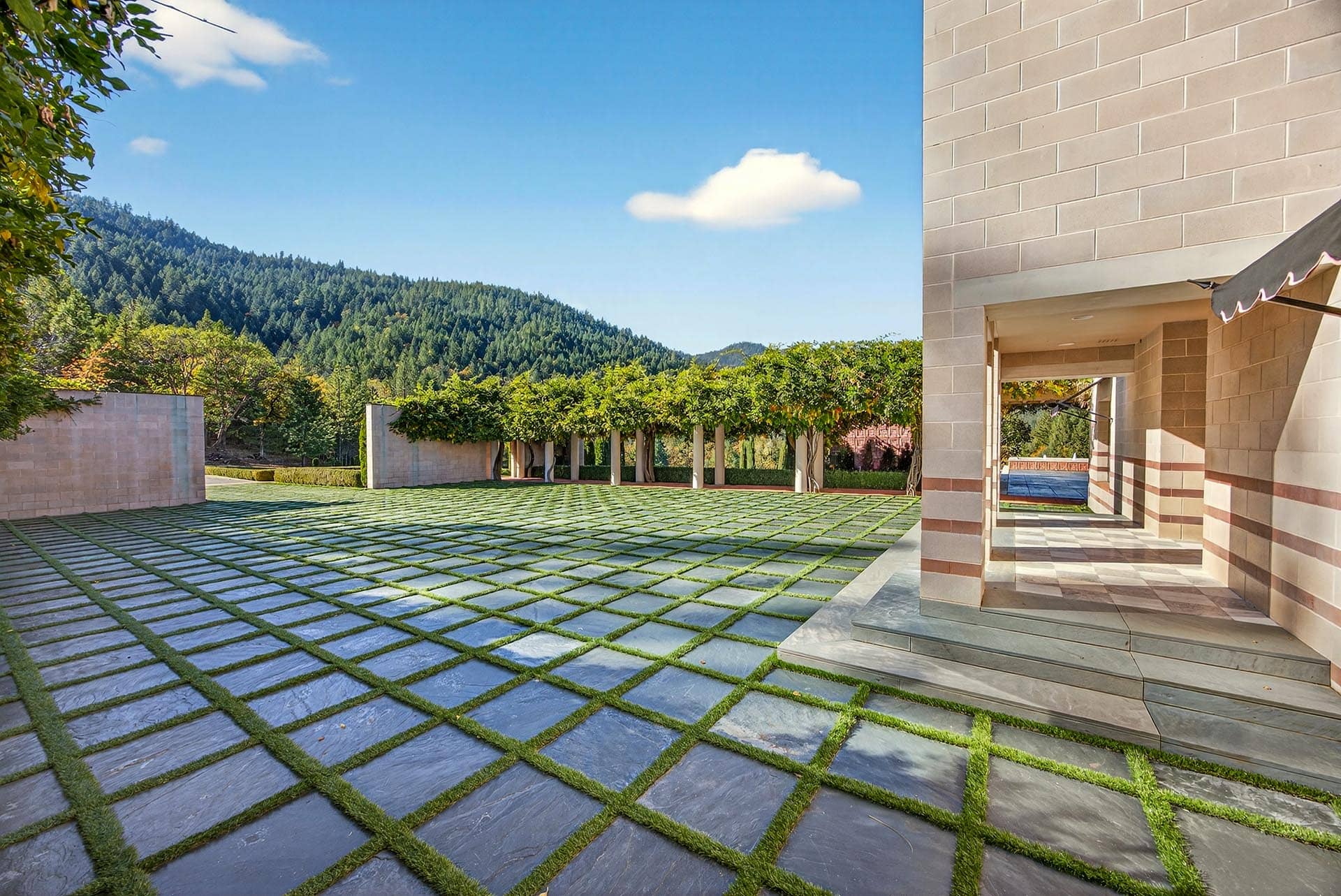 high end estate for sale oregon the bird estate