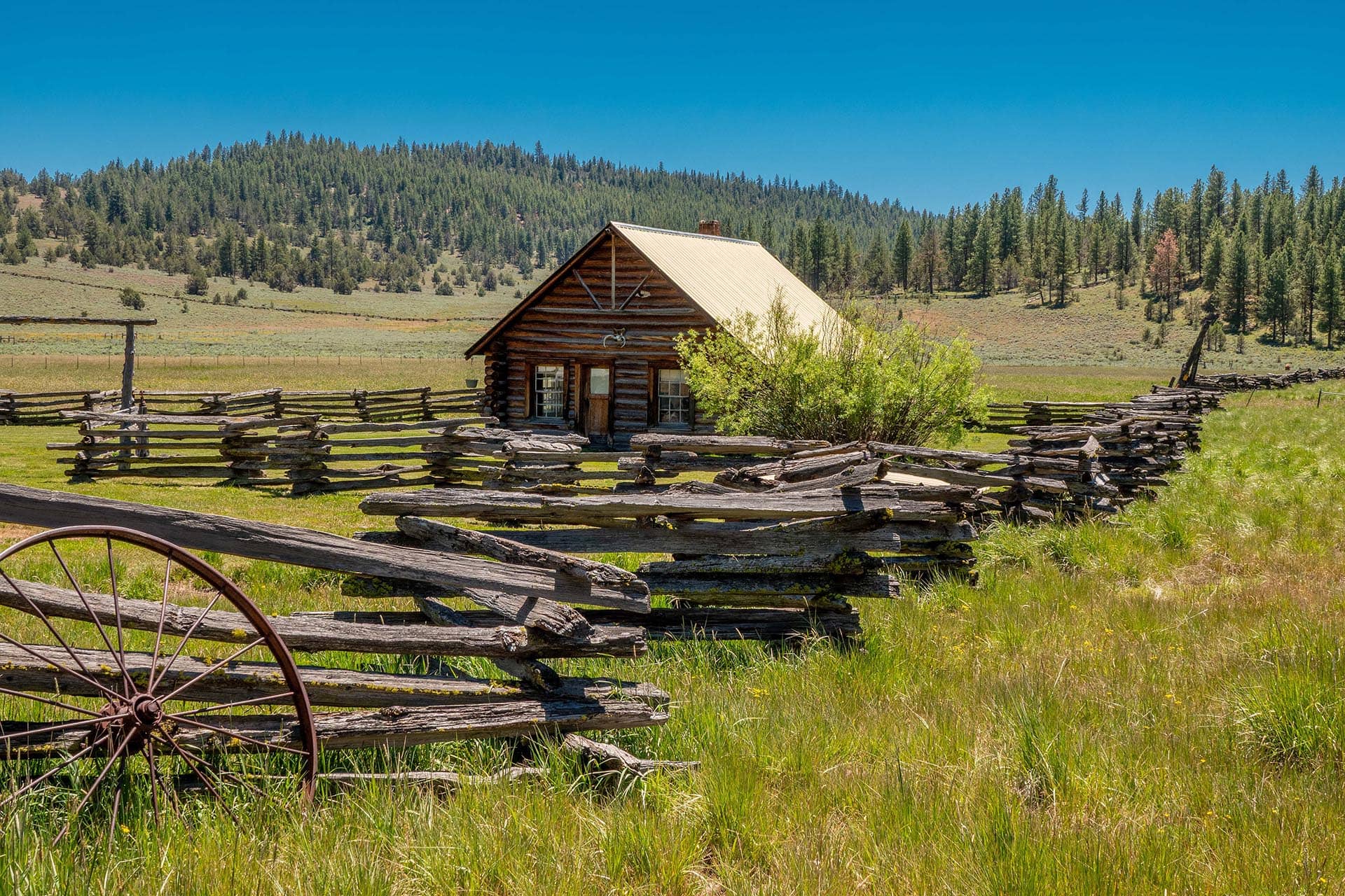homestead cabin oregon aspen ridge ranch.jpg