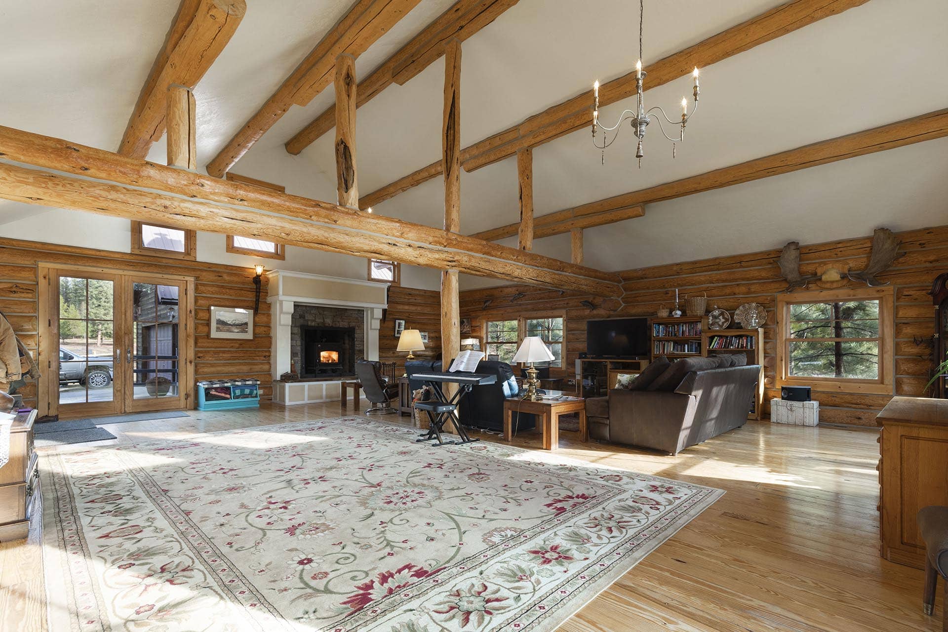 horse property nearby Montana cabinet mountain wilderness retreat