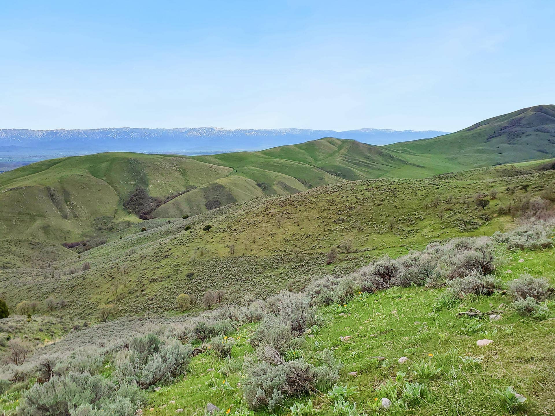 land with mountain vistas Idaho the davis lodge at loafer creek falls