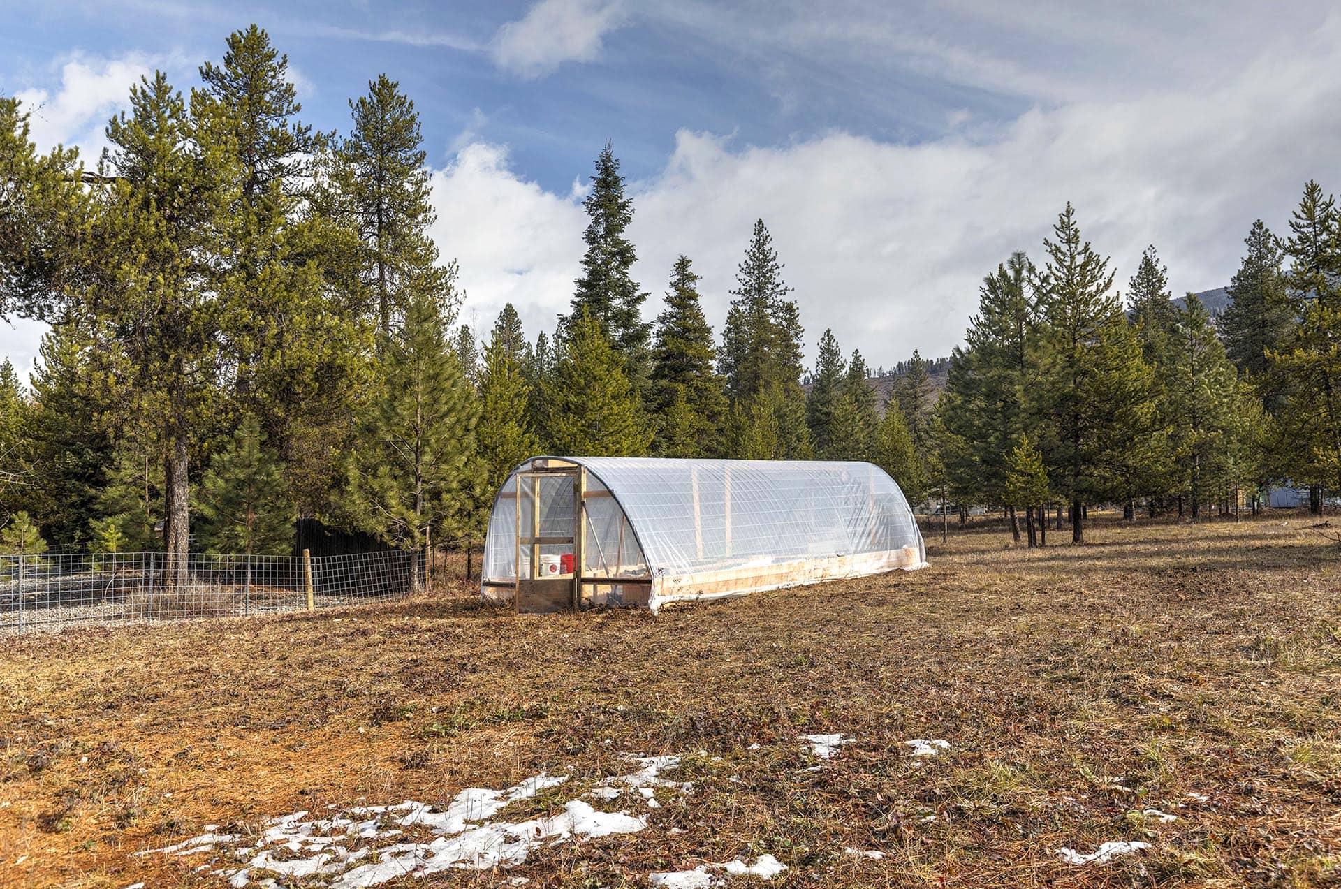 property with cabin Montana cabinet mountain wilderness retreat