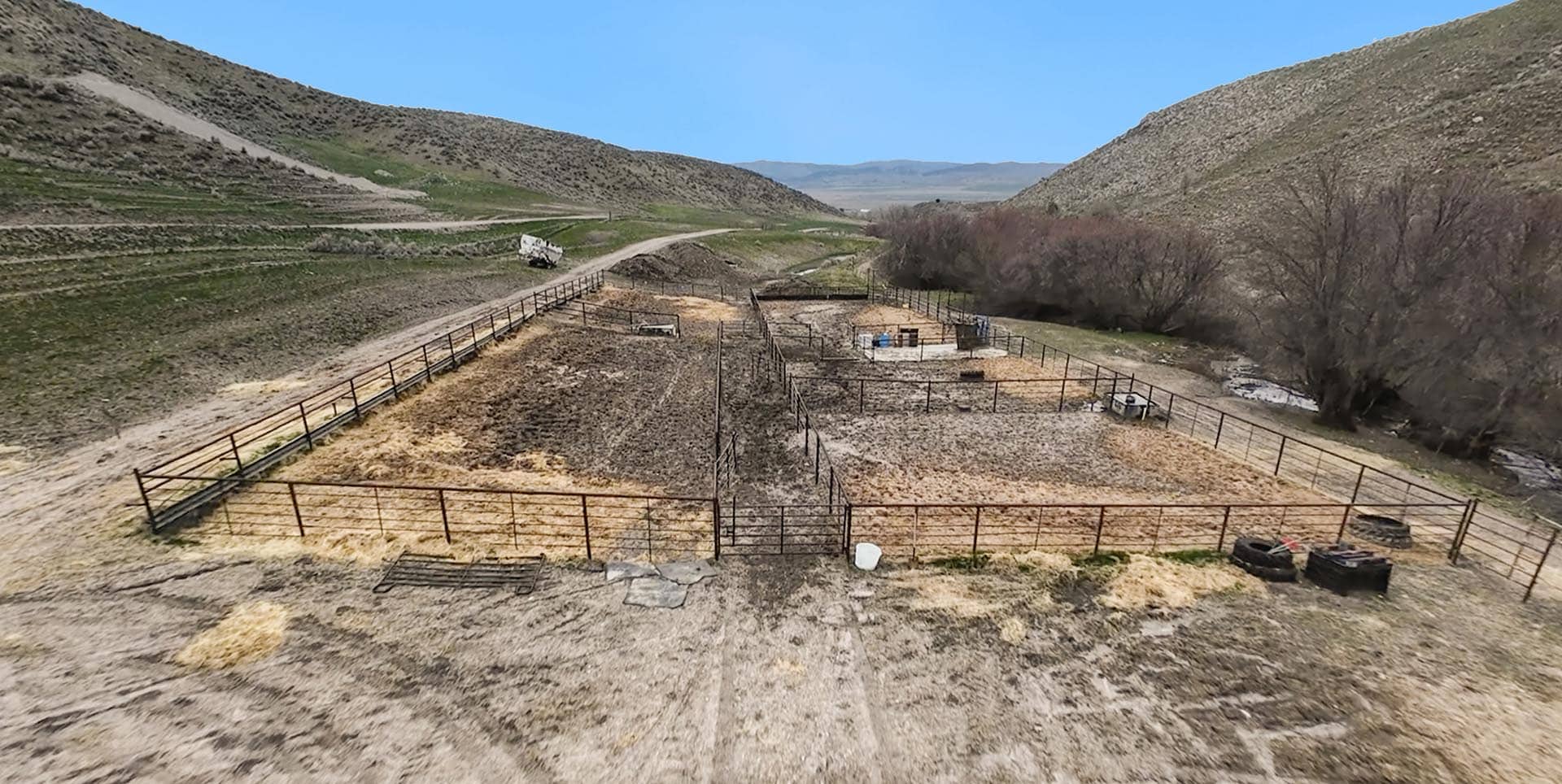 property with holding pens for sale Idaho the davis lodge at loafer creek falls