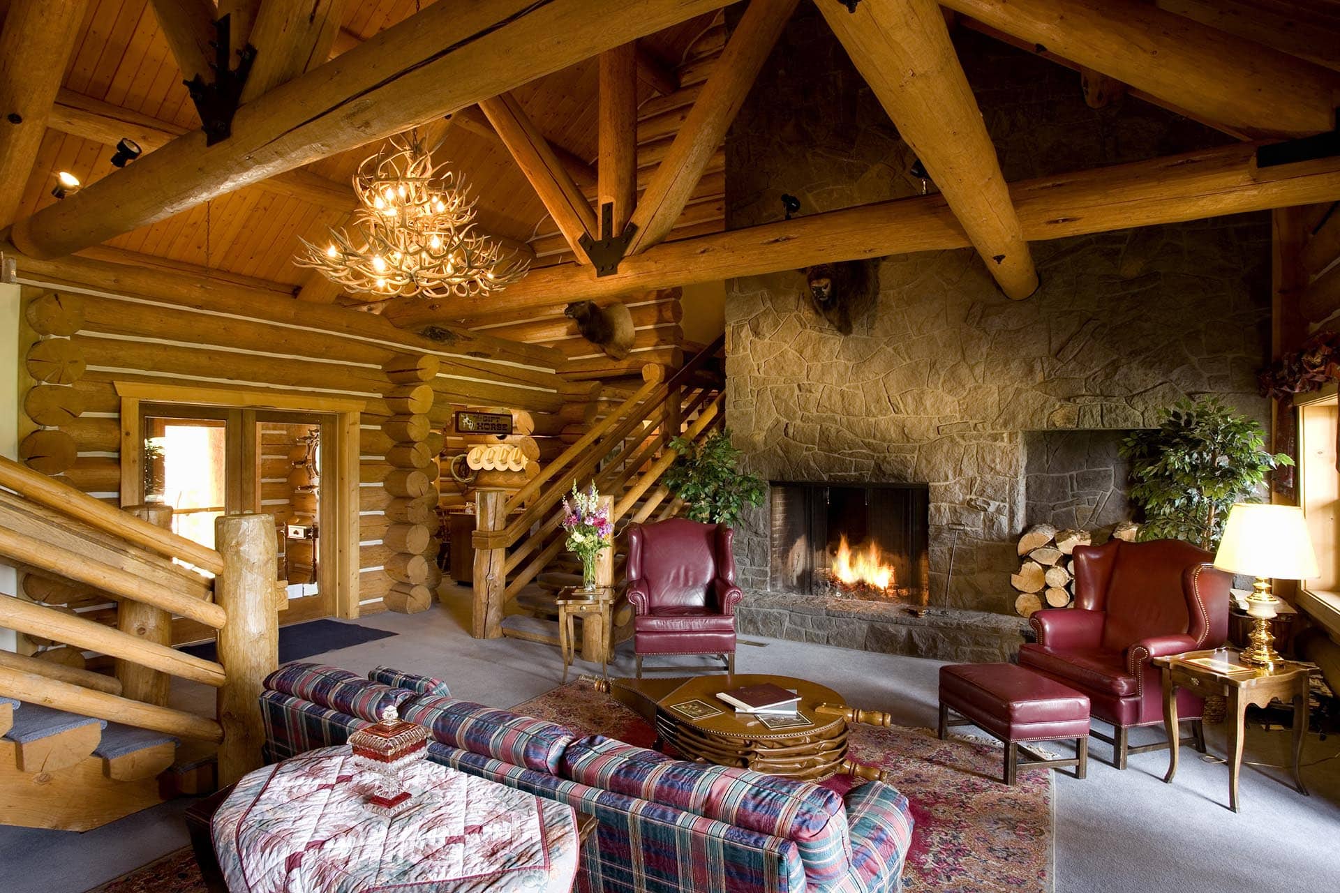 ranch lodge great room oregon aspen ridge ranch