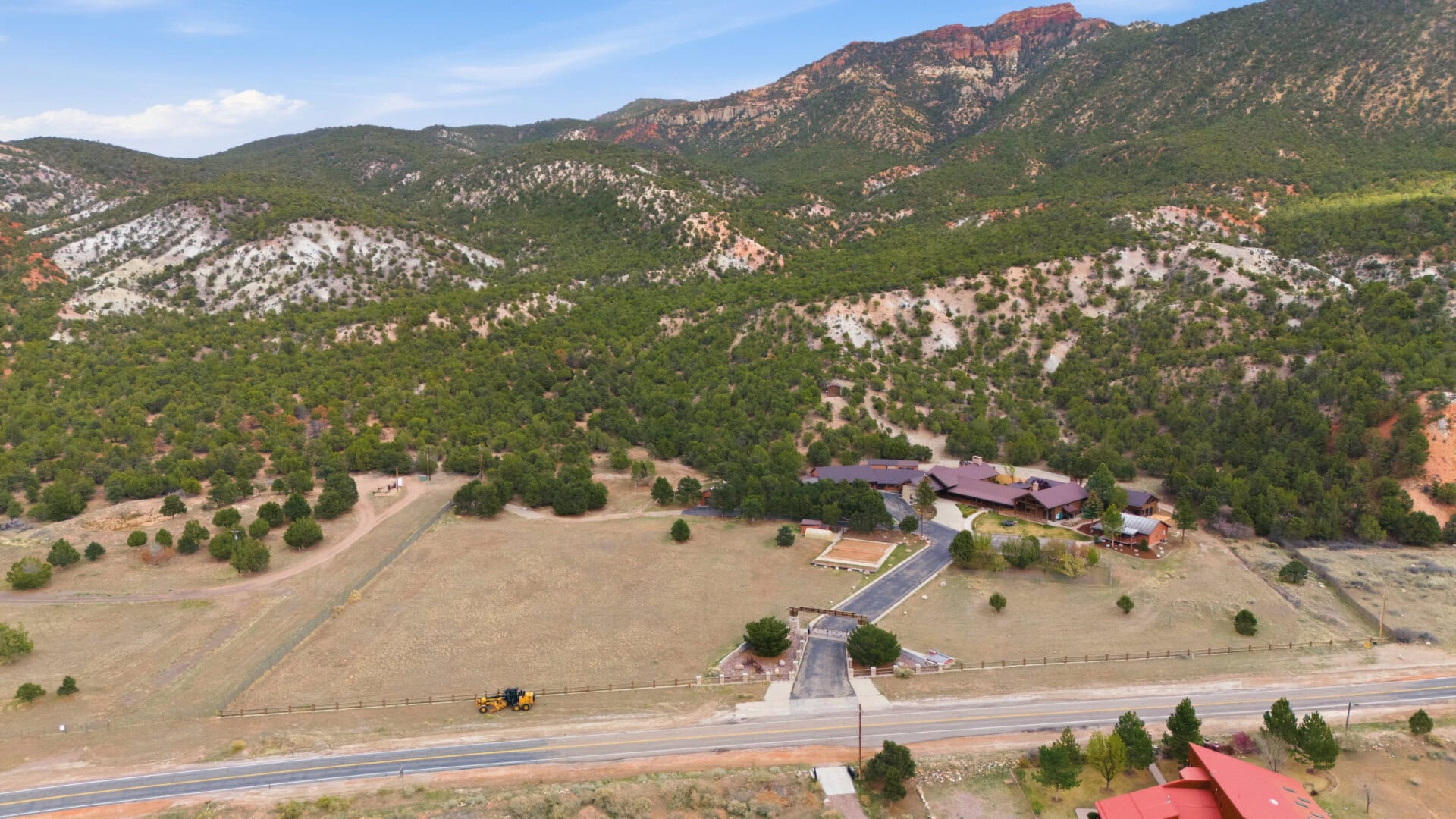 ranch with extensive pasture land utah casa del rio