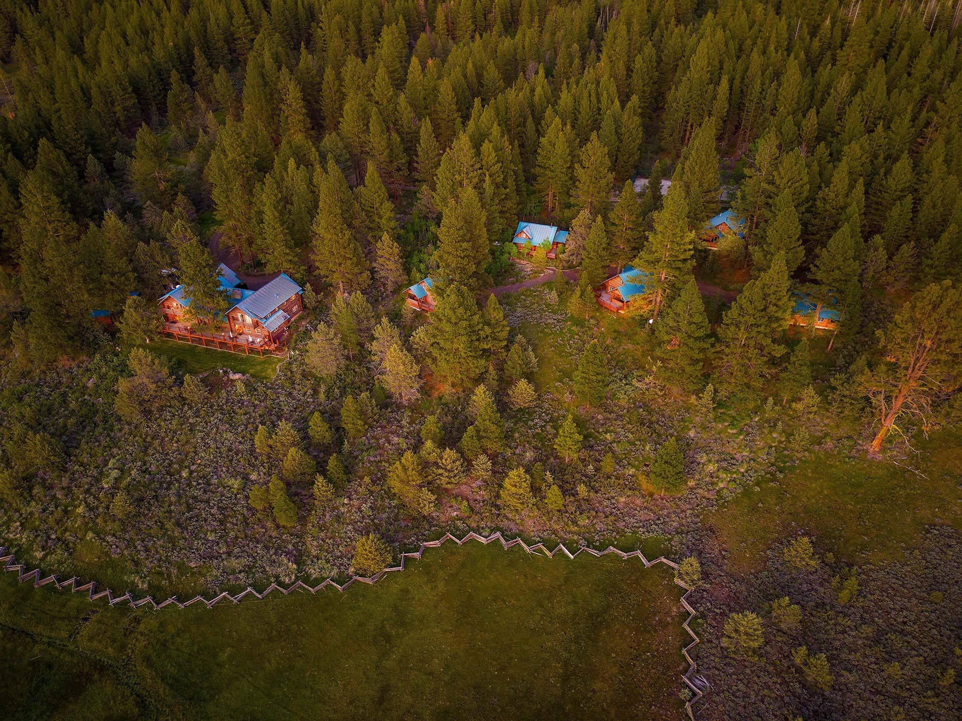 resort in trees oregon aspen ridge ranch