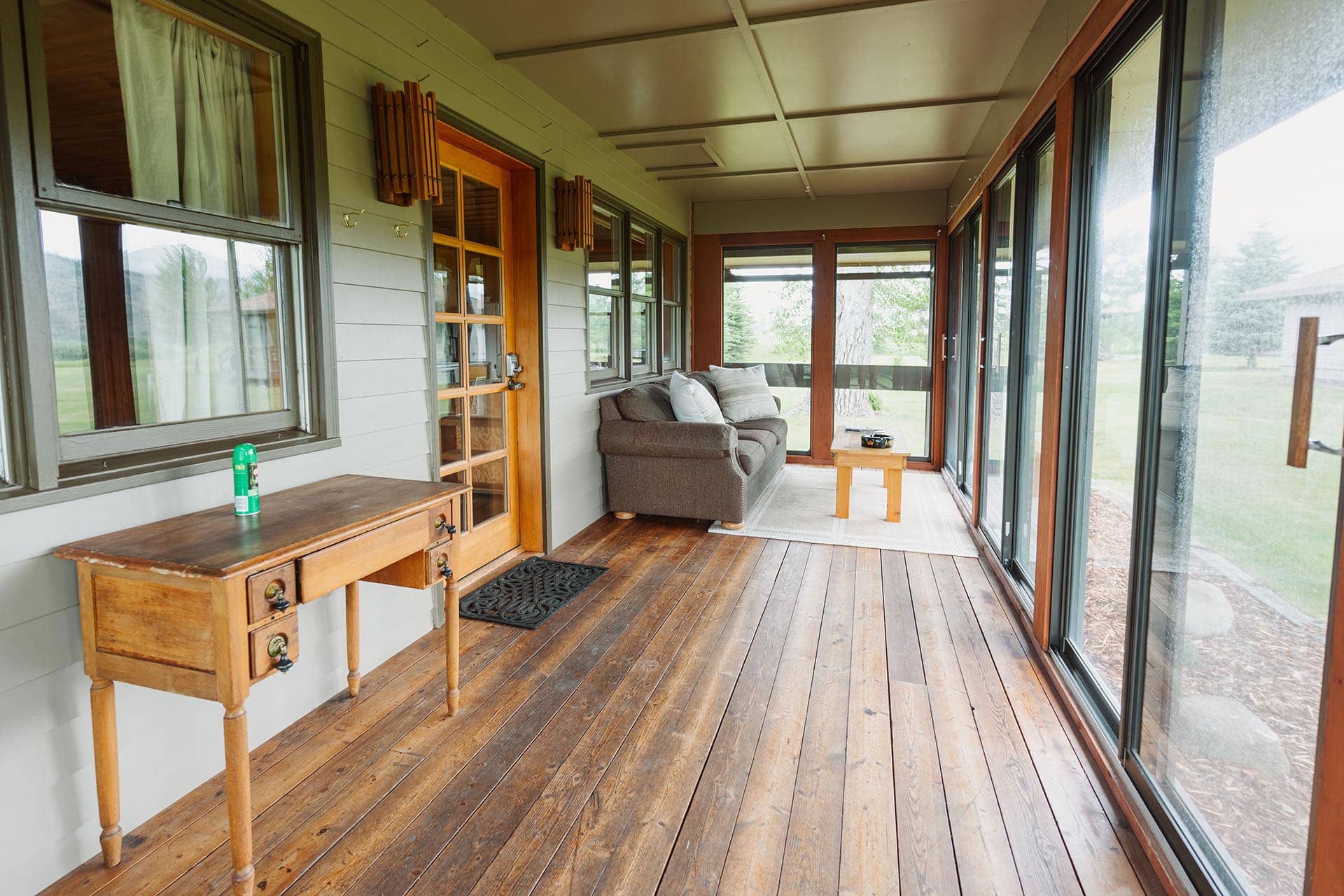 cabin interior montana complete fly fisher