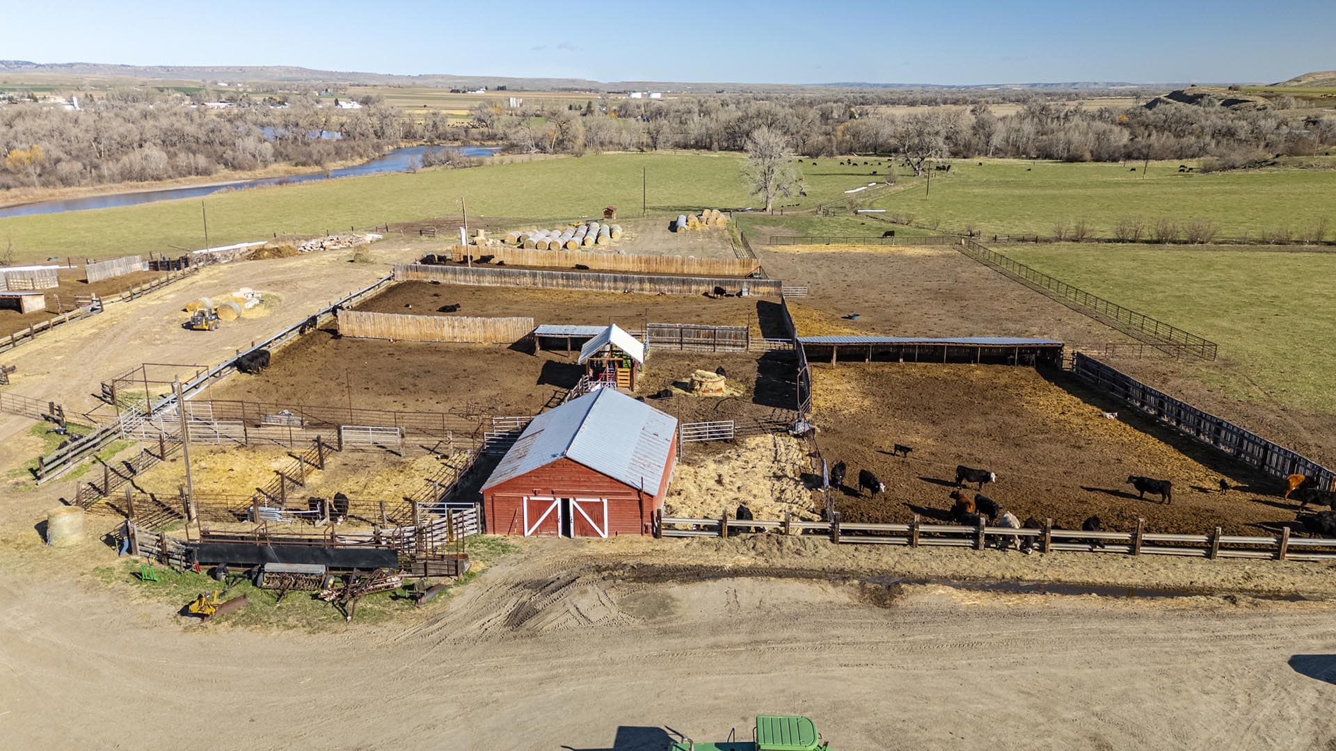 cattle ranch montana clarks fork riverbend ranch