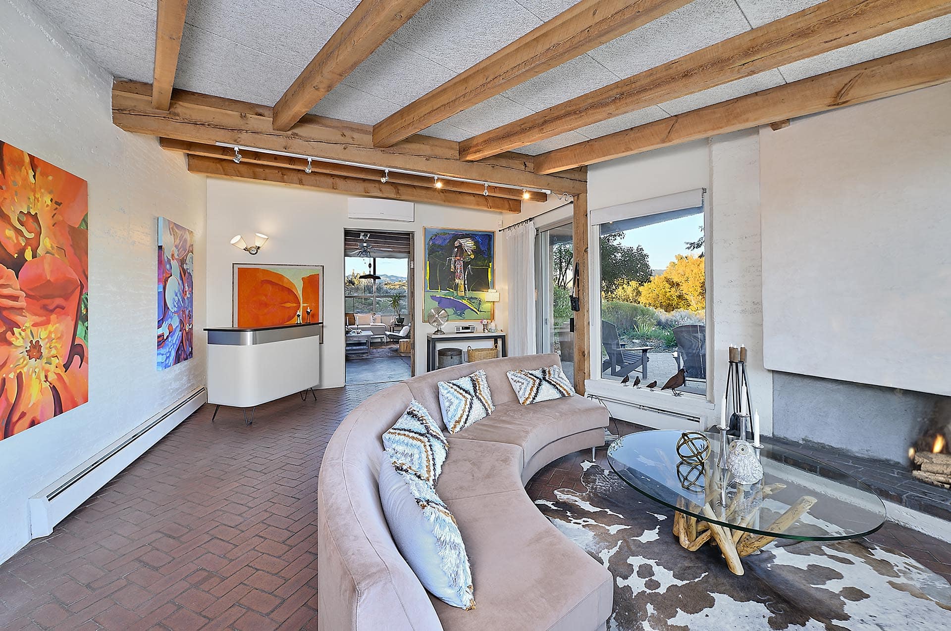 living mid-modern new mexico dos rios