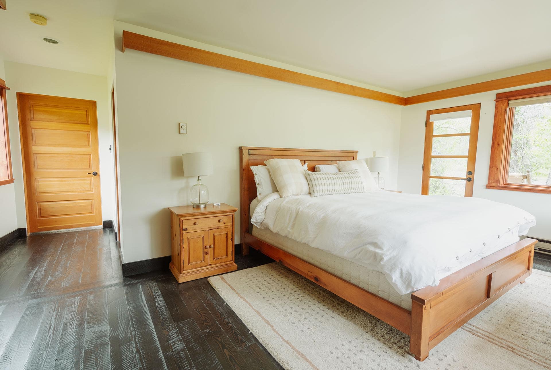 lodge large bedroom montana complete fly fisher
