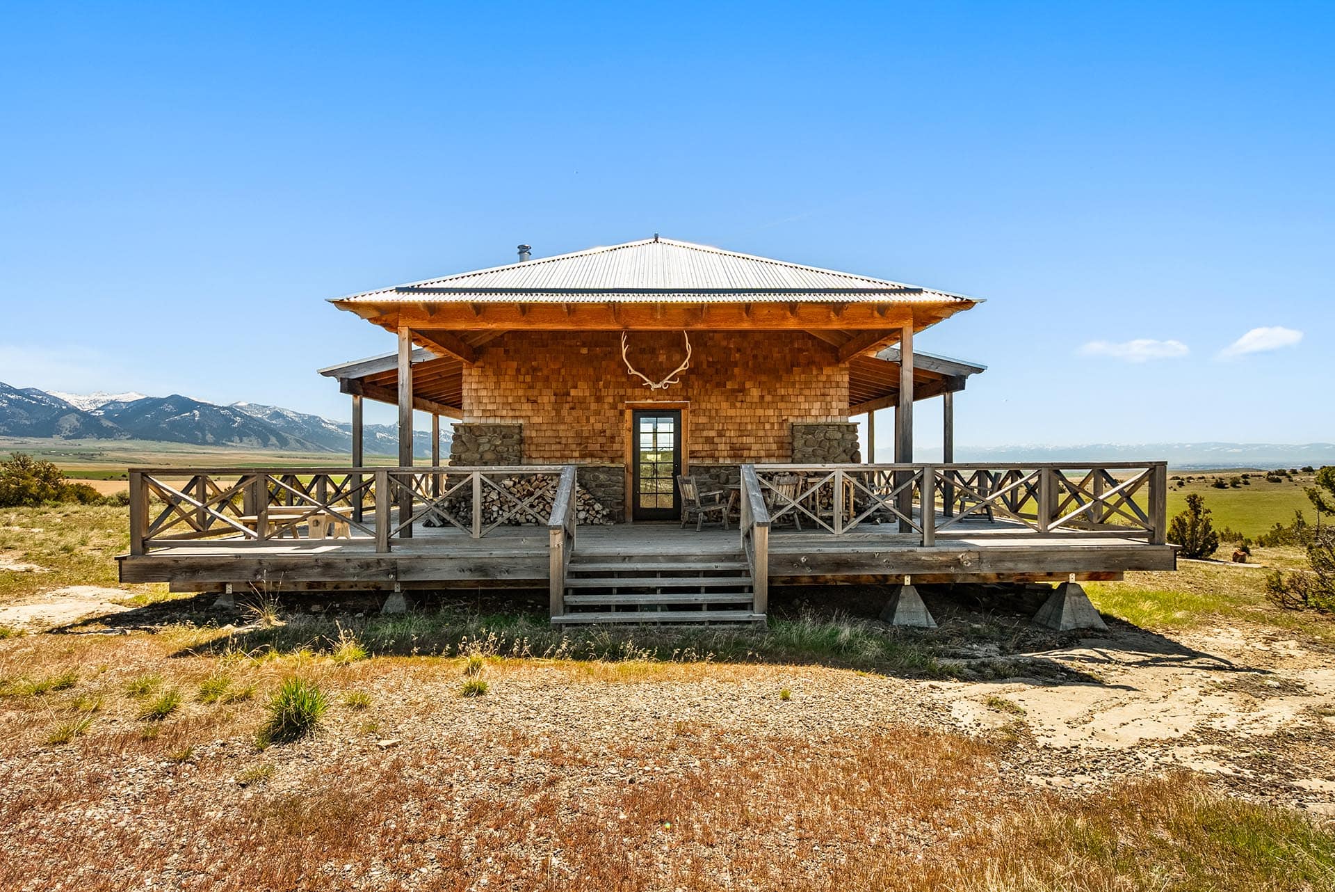 off grid cabin entrance montana dry creek wilderness at sxs ranch