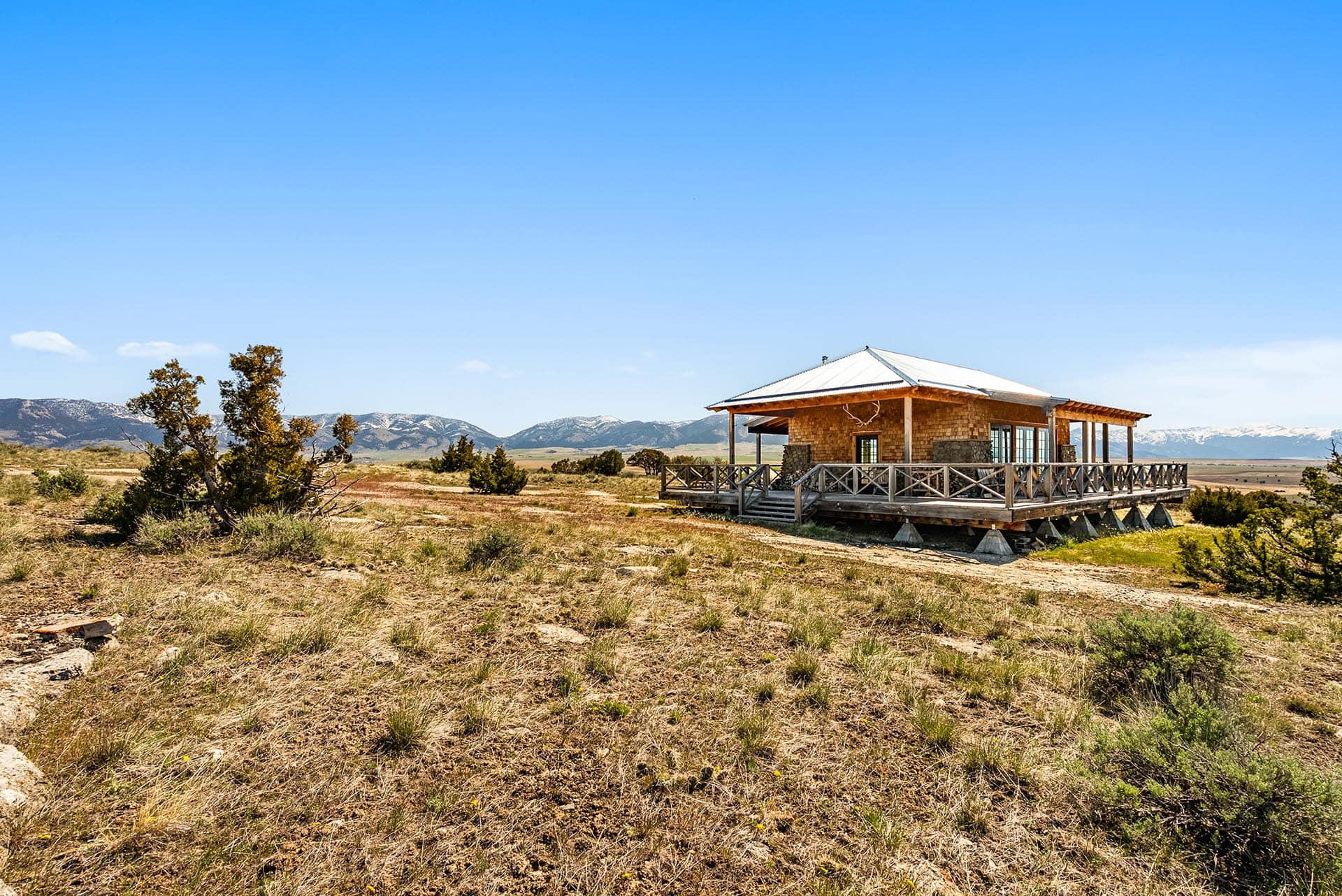 off grid cabin yard montana dry creek wilderness at sxs ranch