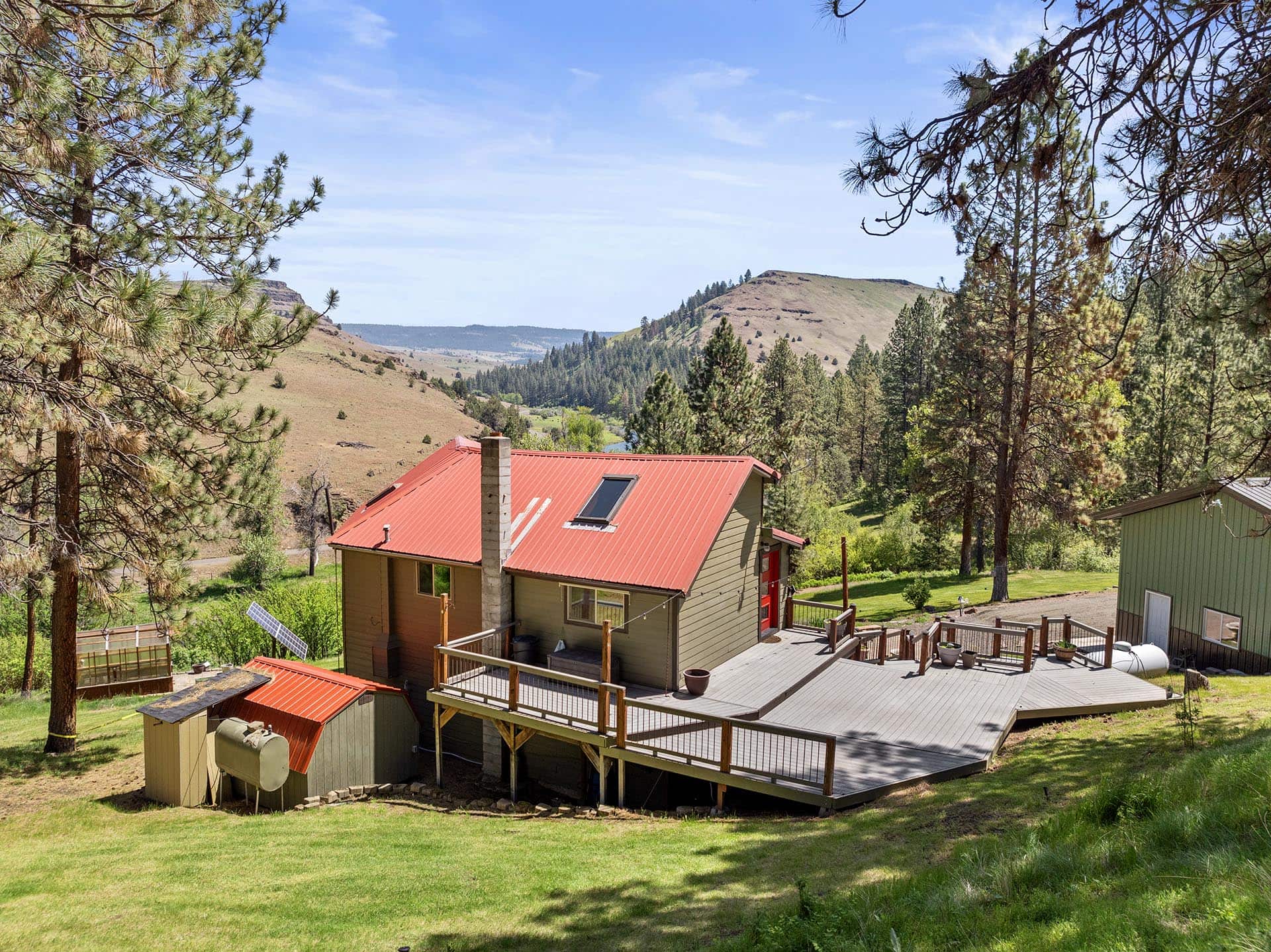 prime oregon river hunting land off grid hydroelectric oregon rockin river ranch on the middle fork