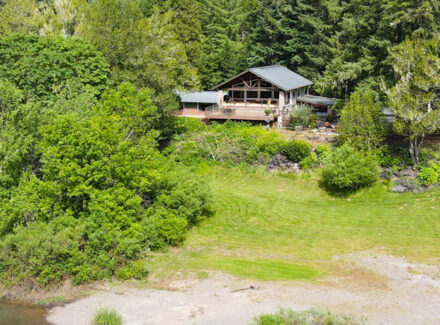 riverfront cabin and land for sale oregon umpqua river retreat at cougar creek