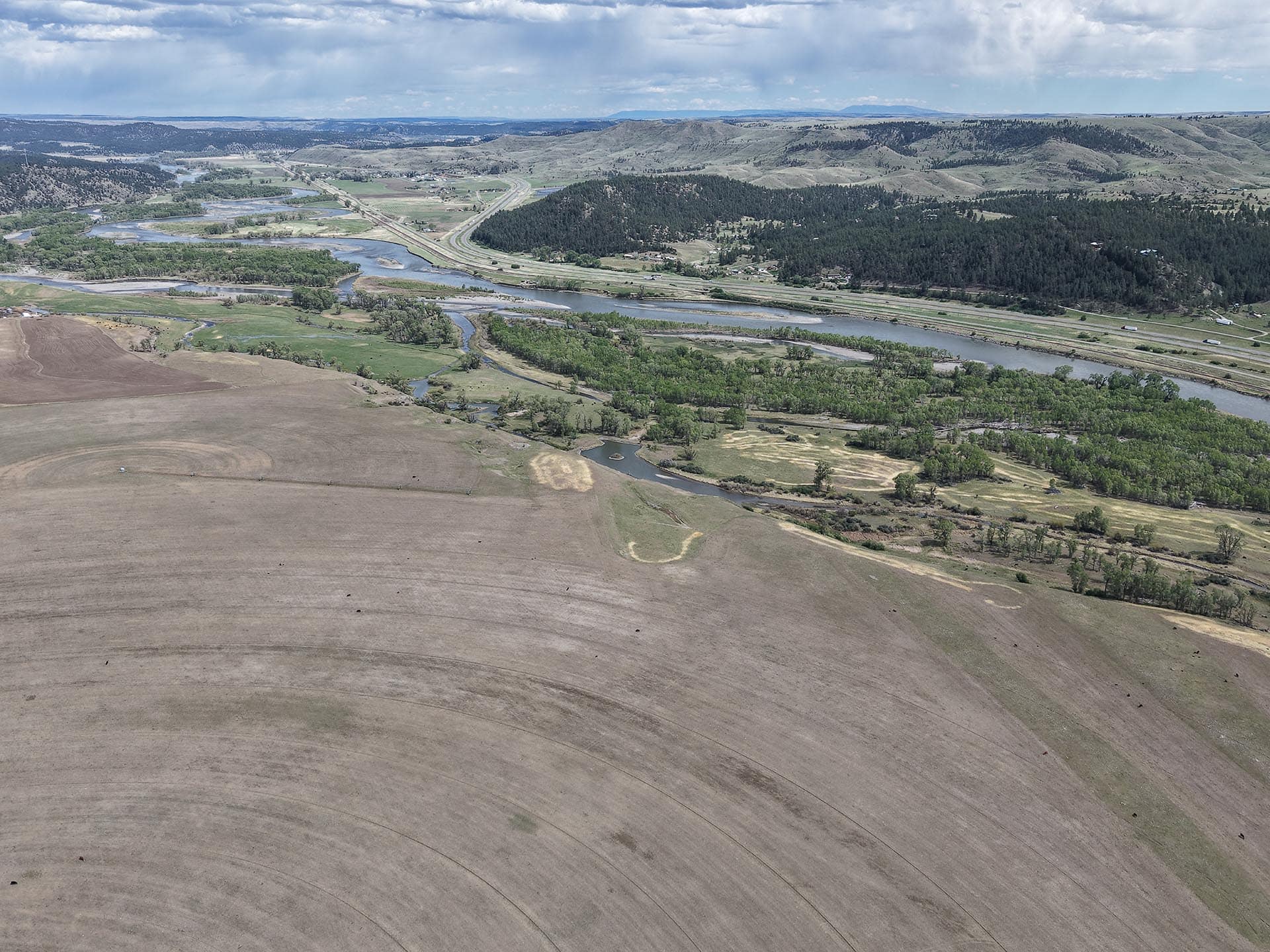 braided river highway access land for sale montana springtime ranch on the yellowstone river