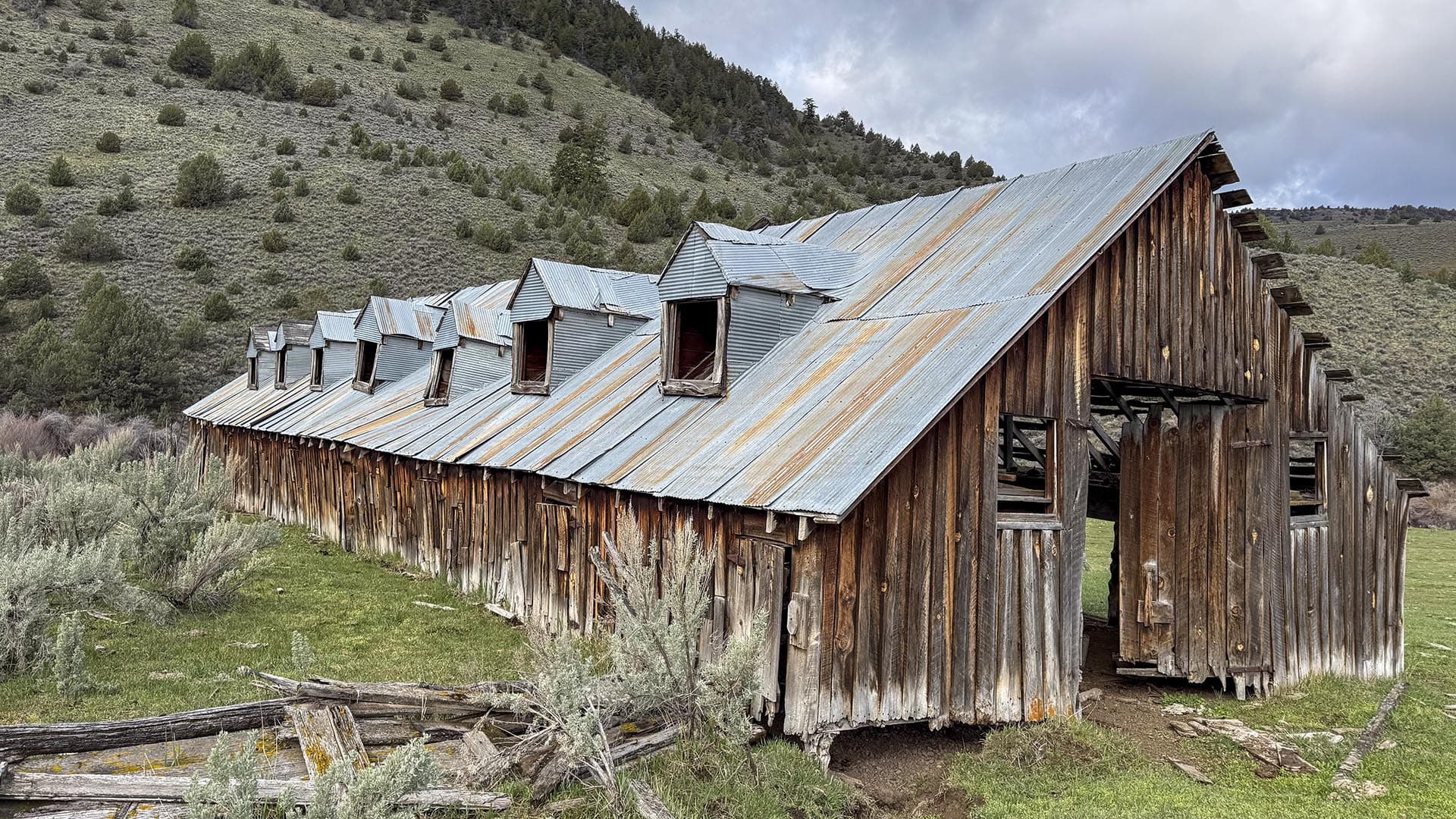 long agricultural shed land oregon ironside castle rock ranch
