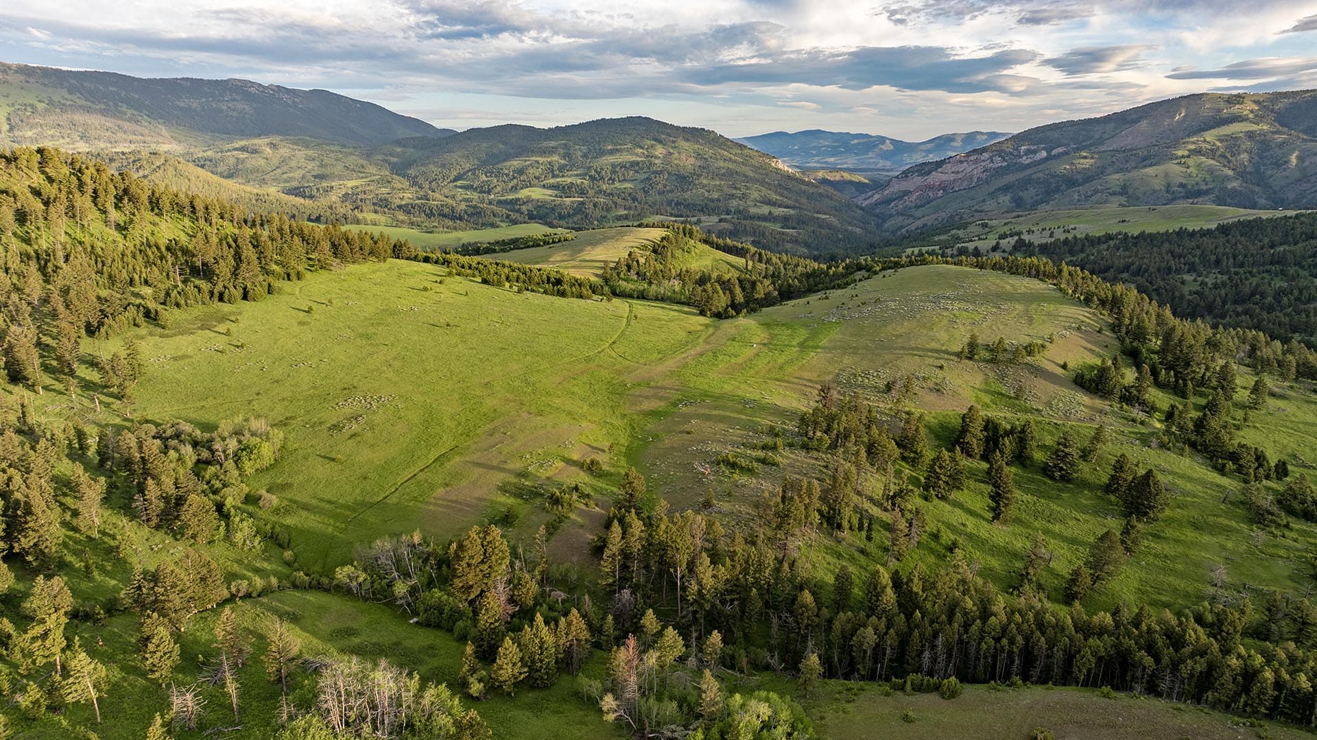 panoramic views land montana north bridger hunting retreat