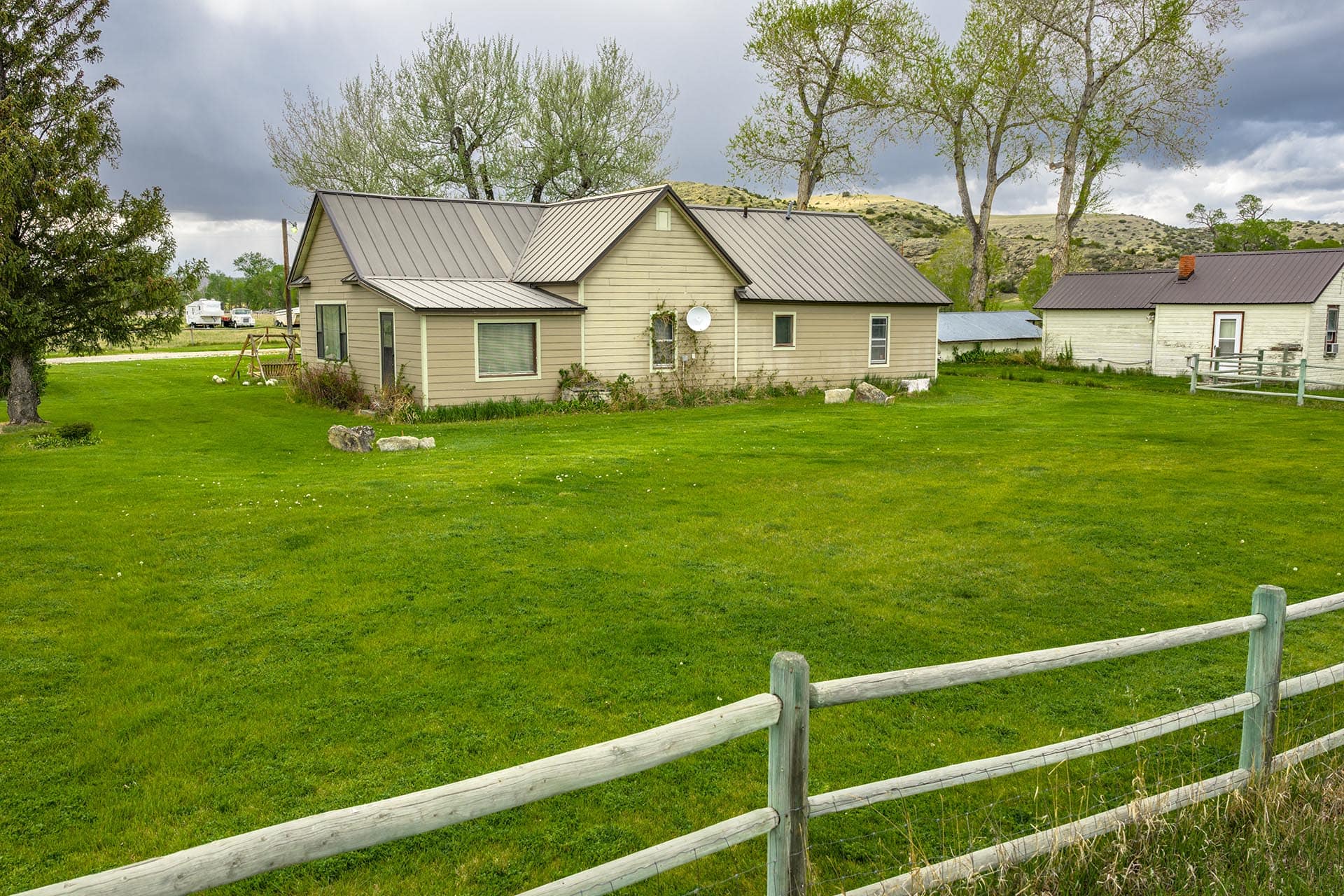 residential property with green lawn montana stillwater riffle ranch