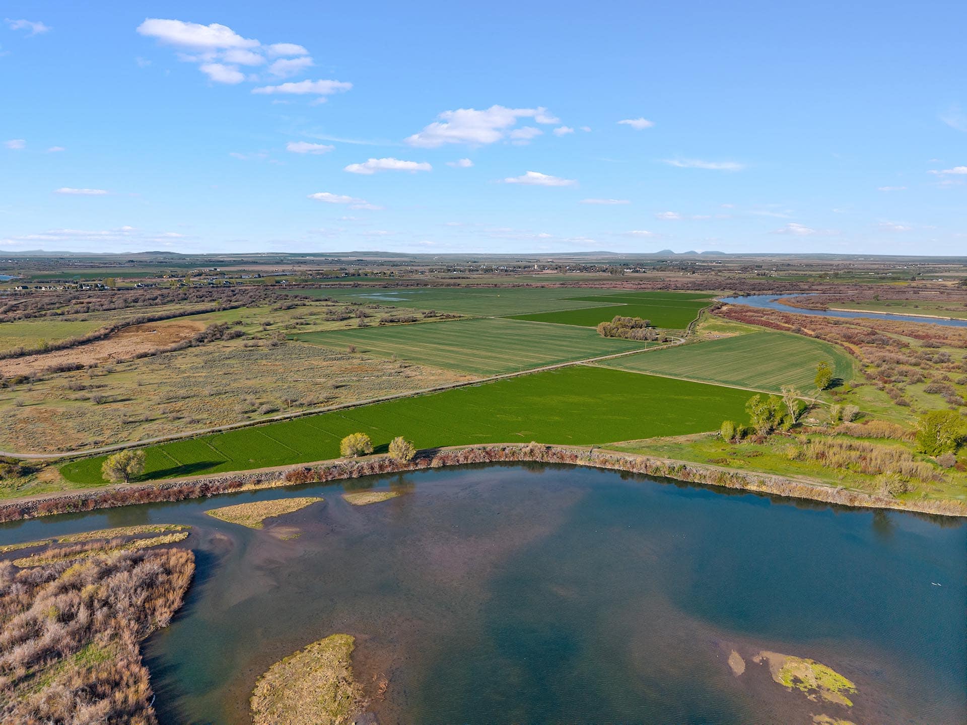 river and green fields idaho oxbow crescent