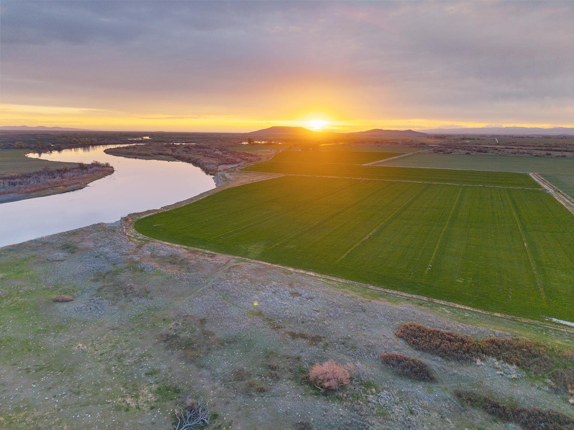 riverfront sunset land idaho oxbow crescent