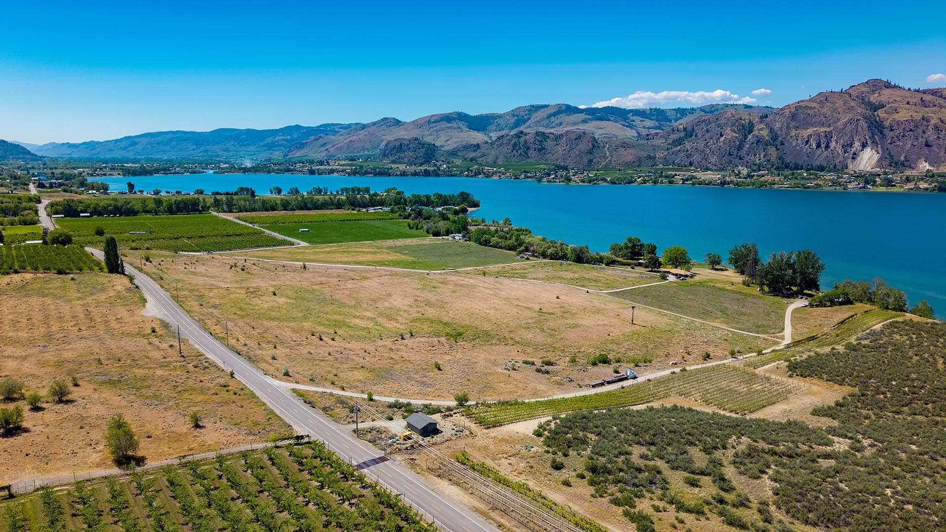 waterfront estate near british columbia border washington orchard bay