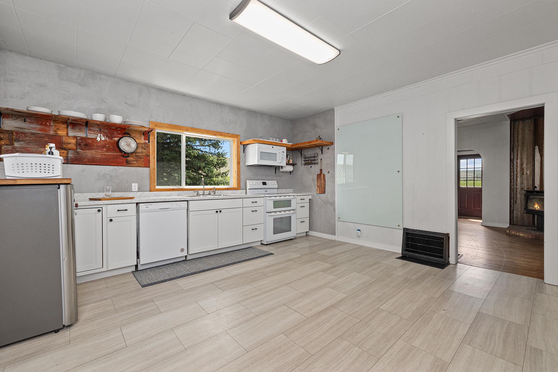 Guest kitchen montana J Lazy J Ranch