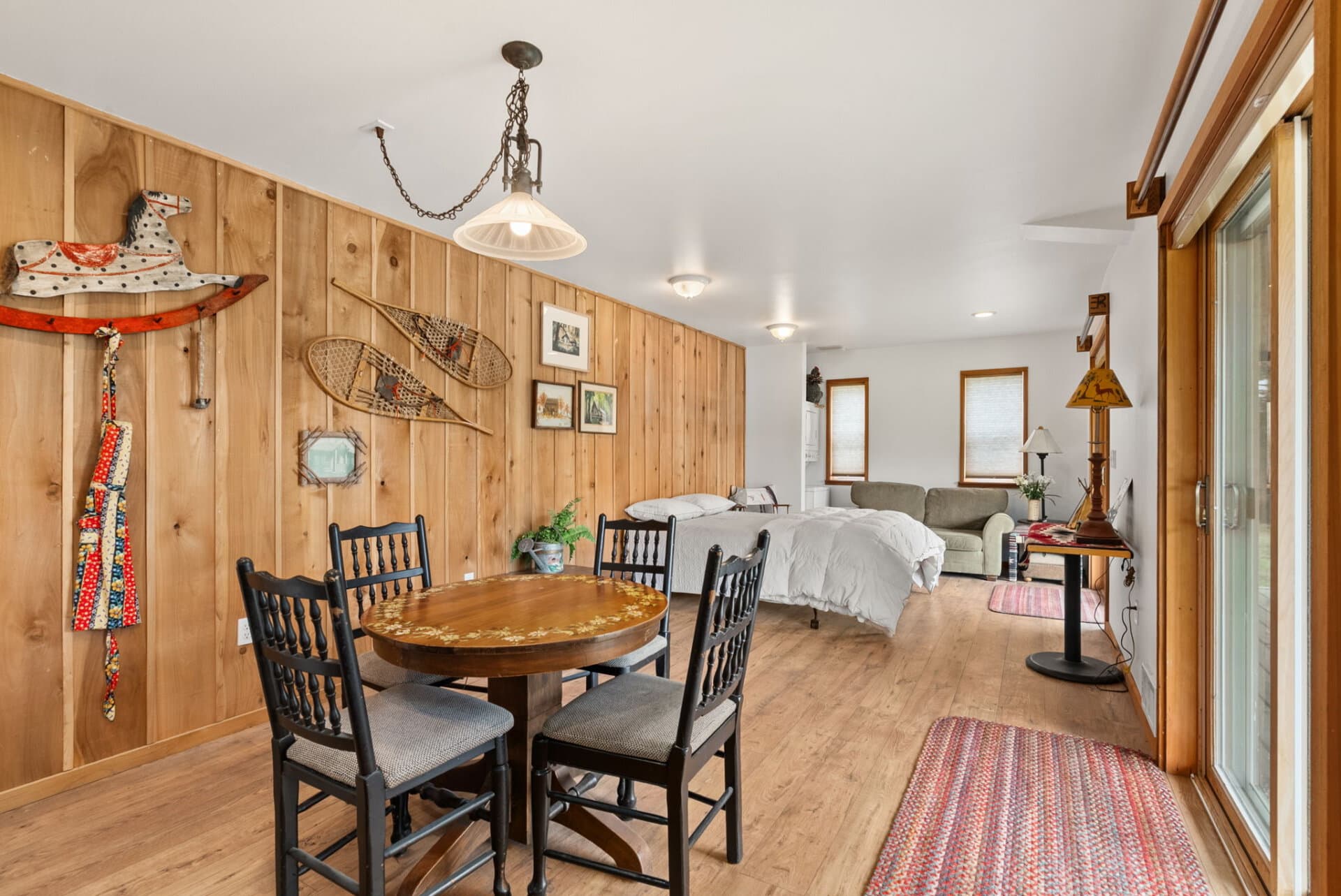 Luxury Acreage With Guest Space Washington Still Water Retreat