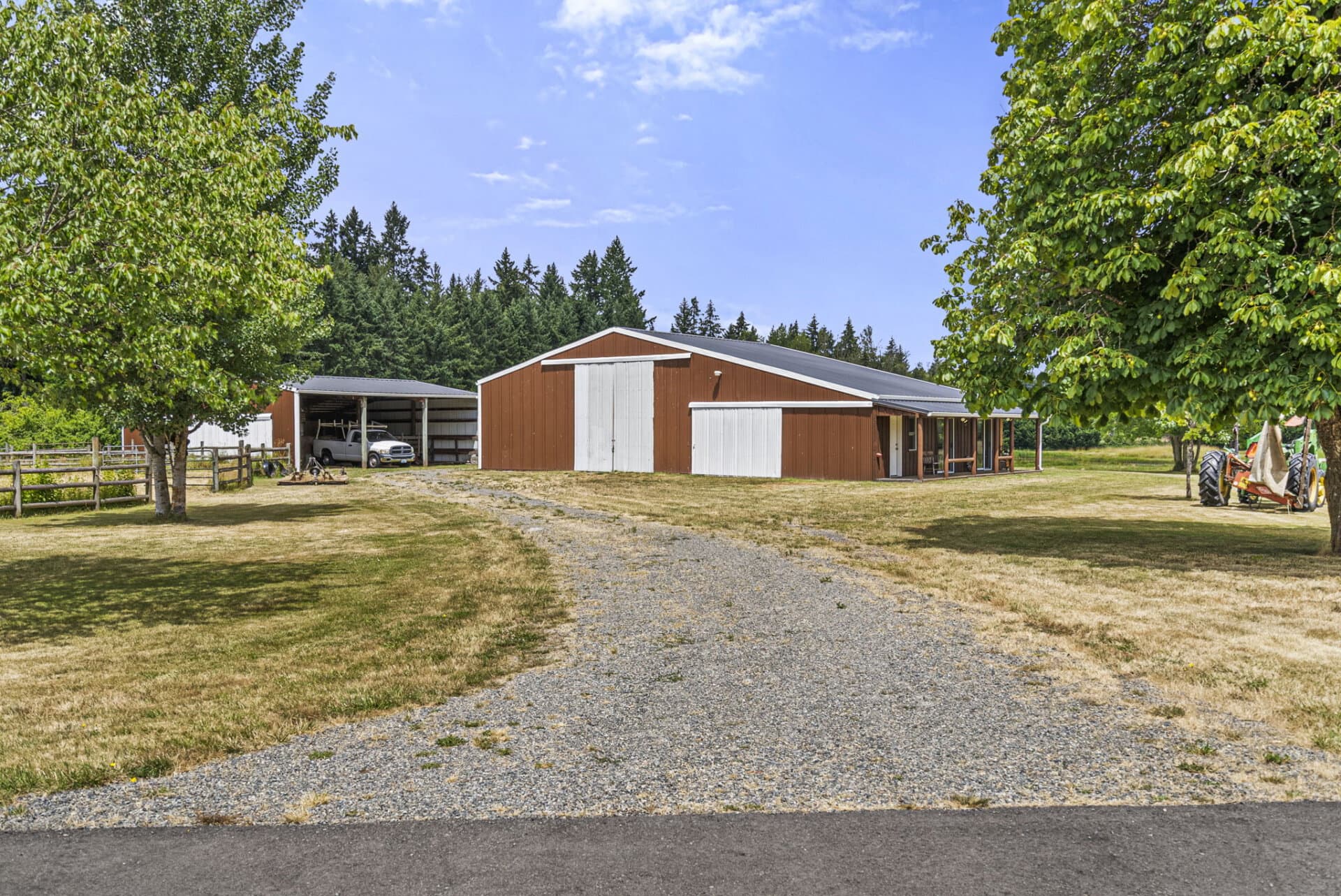 Private Estate With Barn And Outbuildings Washington Still Water Retreat