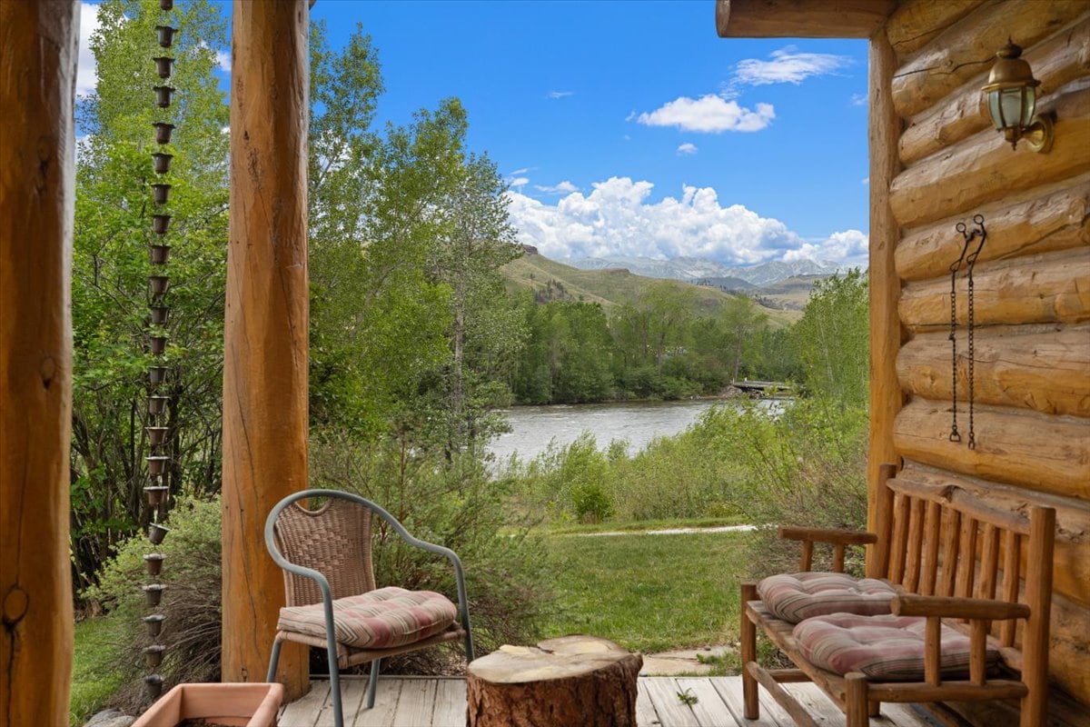 exclusive river easement property montana trout creek lodge on the stillwater river