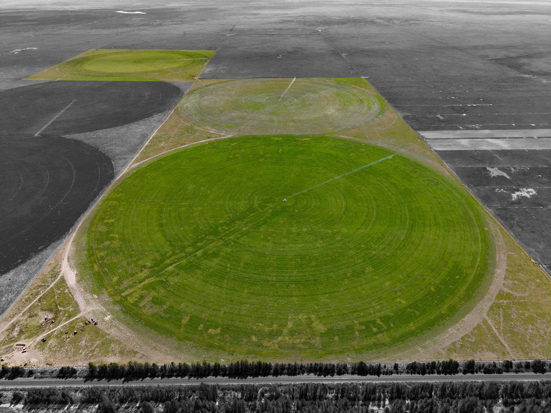 facing east three pivots oregon bar y ranch pivots