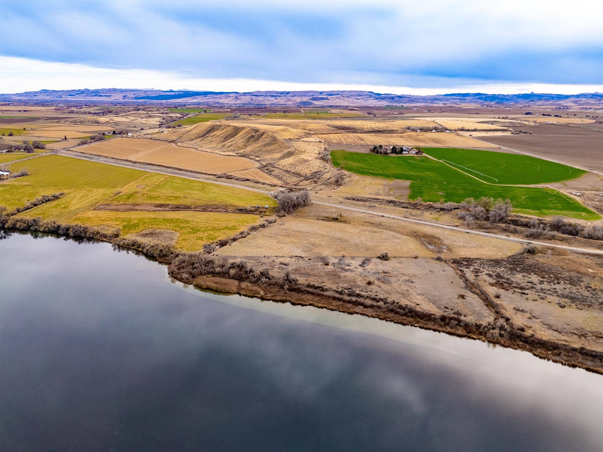 fishing sturgeon bass trout idaho snake river waterfront farm