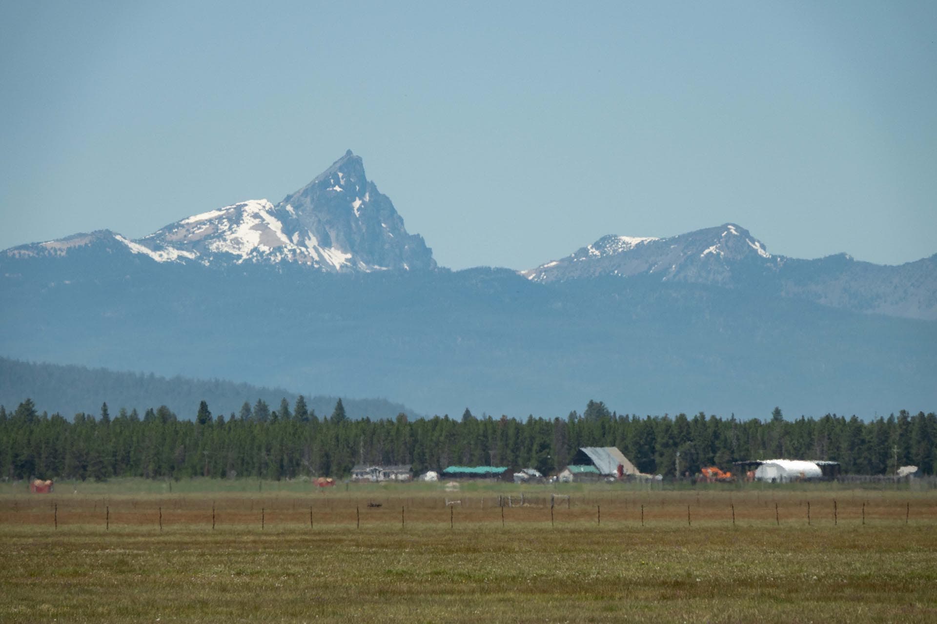 mountains oregon bar y ranch & pivots