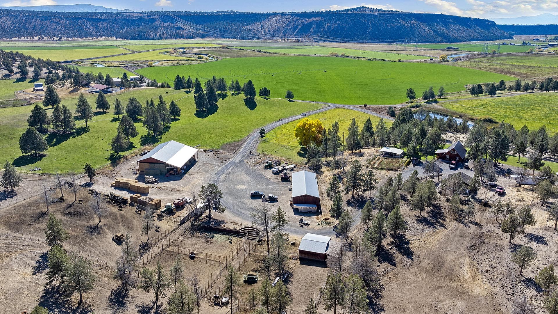 cascade views oregon crooked river legacy ranch