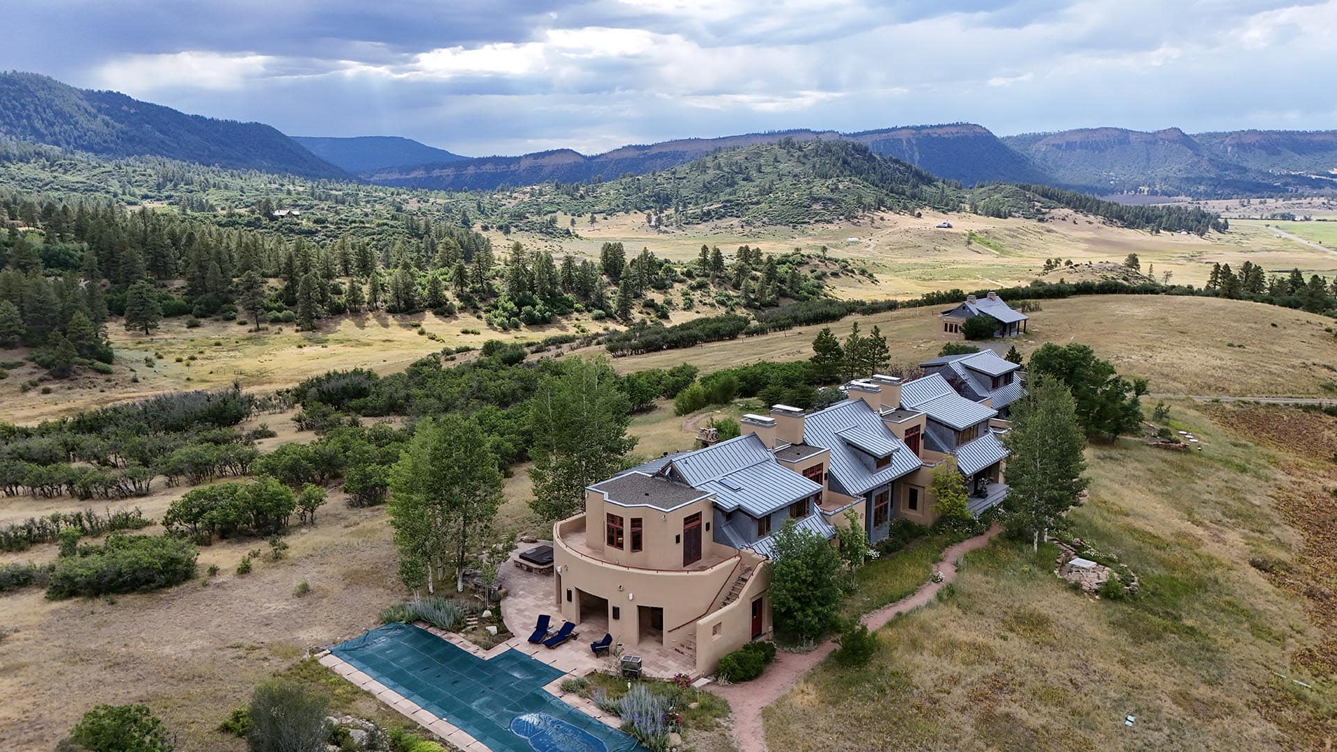 expansive valley land colorado endless vista ranch