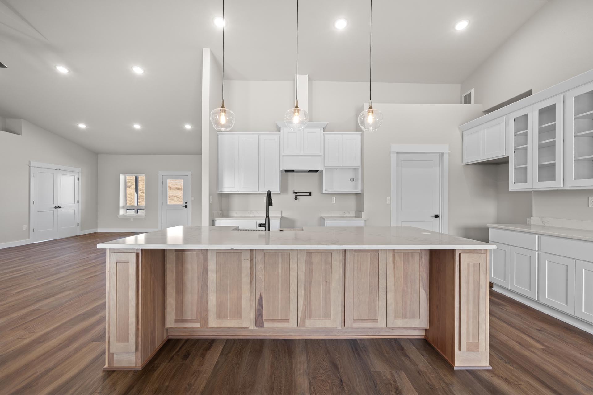 lower house kitchen island oregon McKay Creek Country Estates