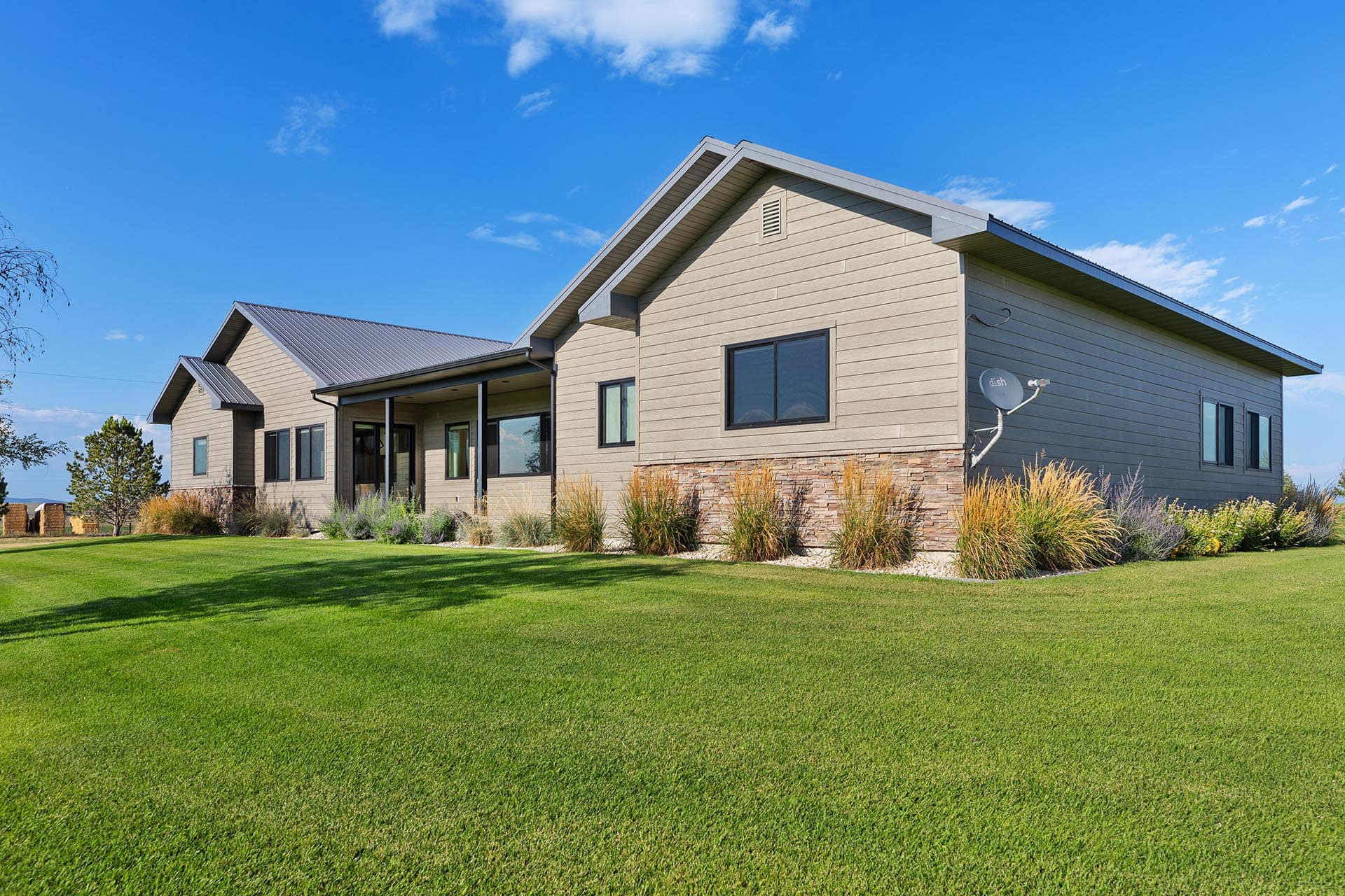modern house exterior property for sale montana hollowtop homestead