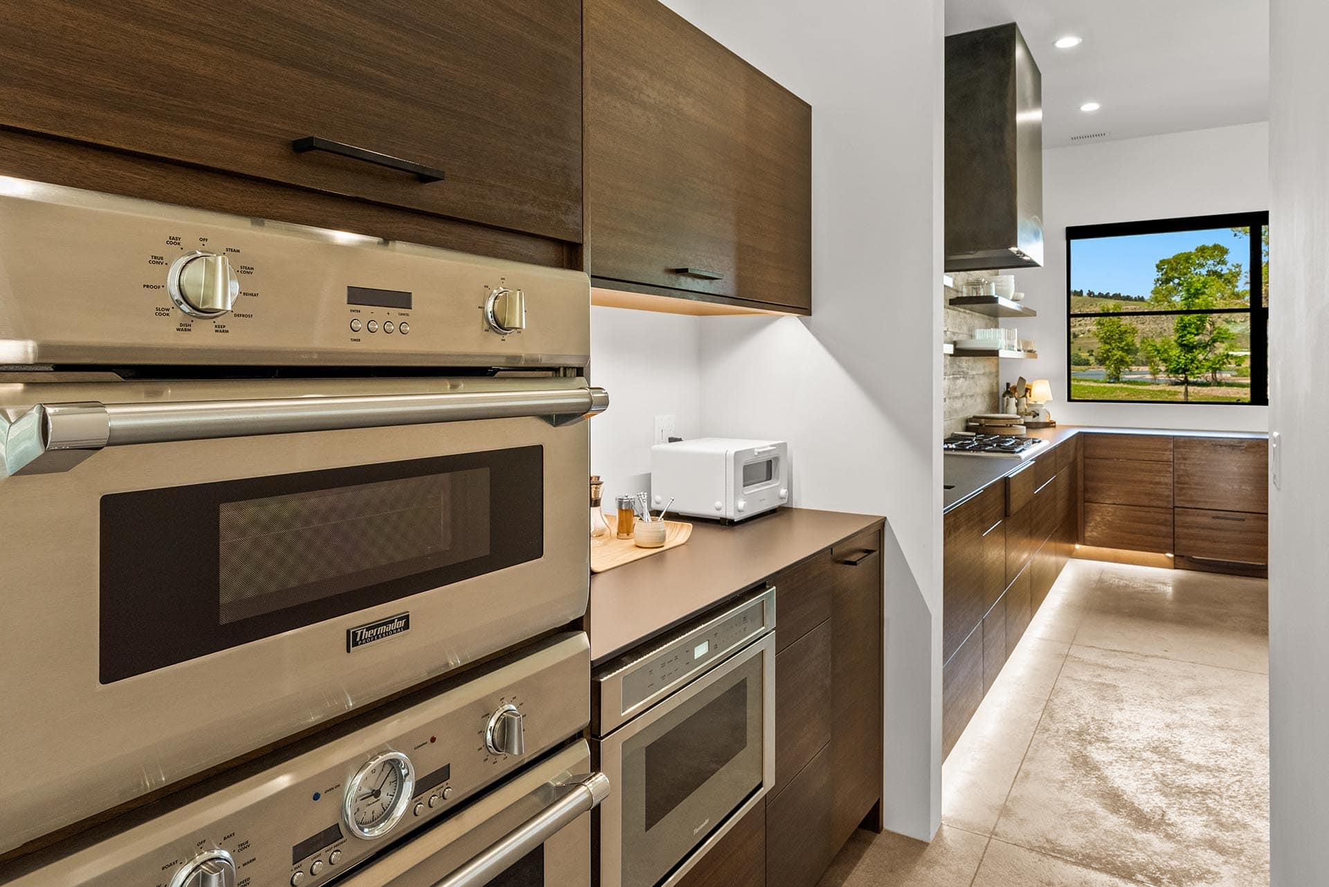 modern kitchen luxury property montana stillwater-yellowstone confluence ranch