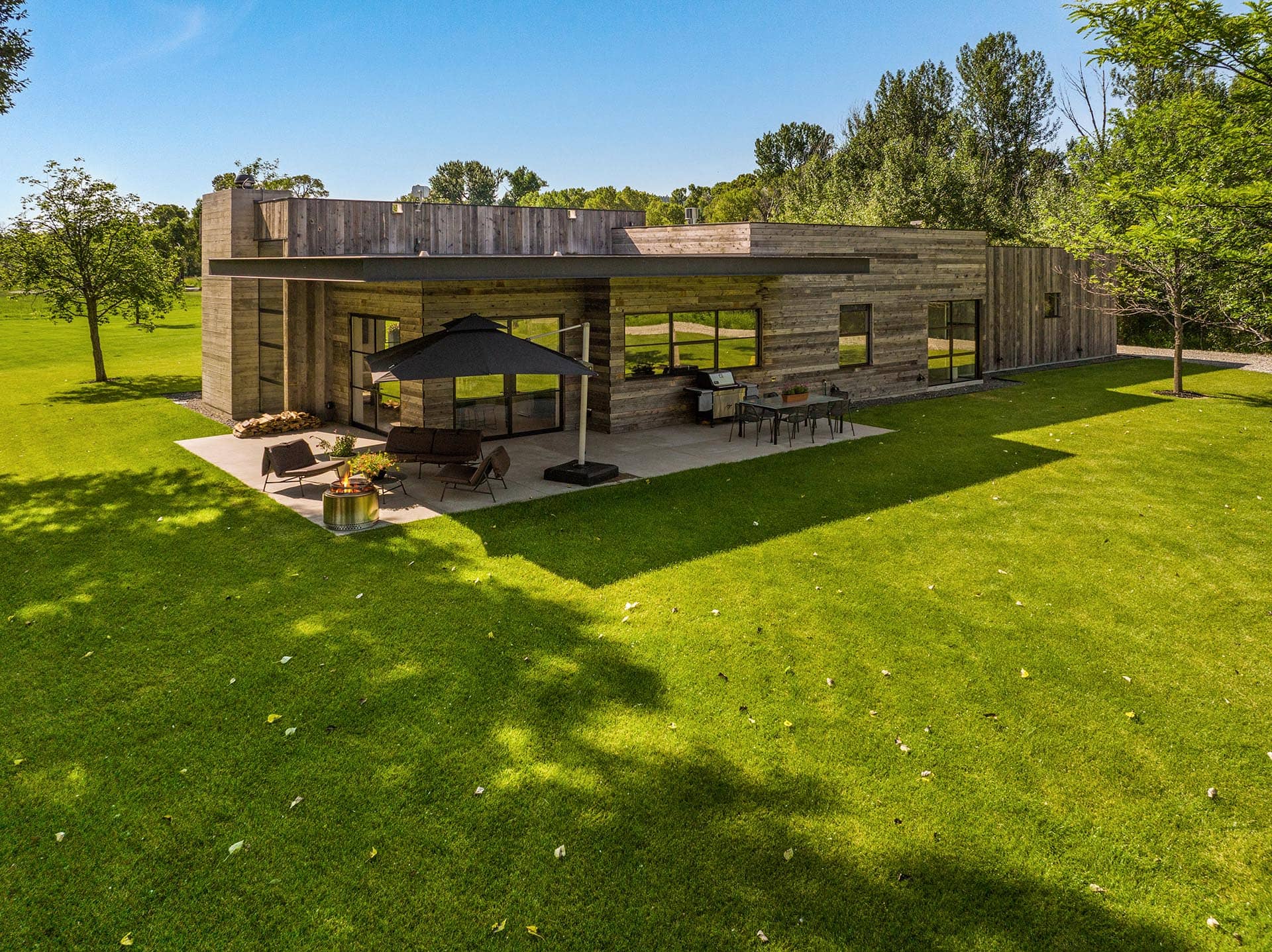 modern luxury home exterior montana stillwater-yellowstone confluence ranch