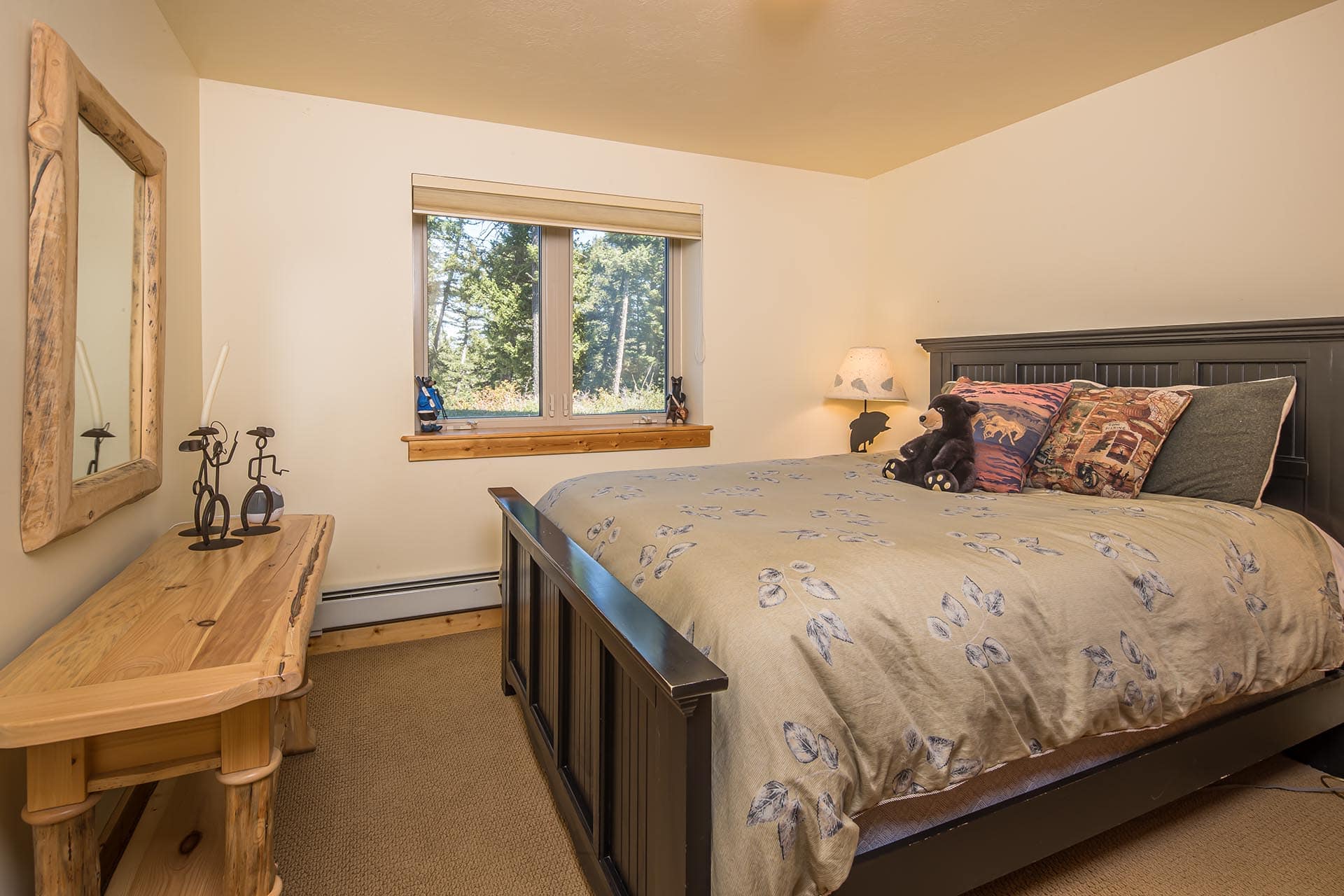 rustic home bedroom montana elk ranch