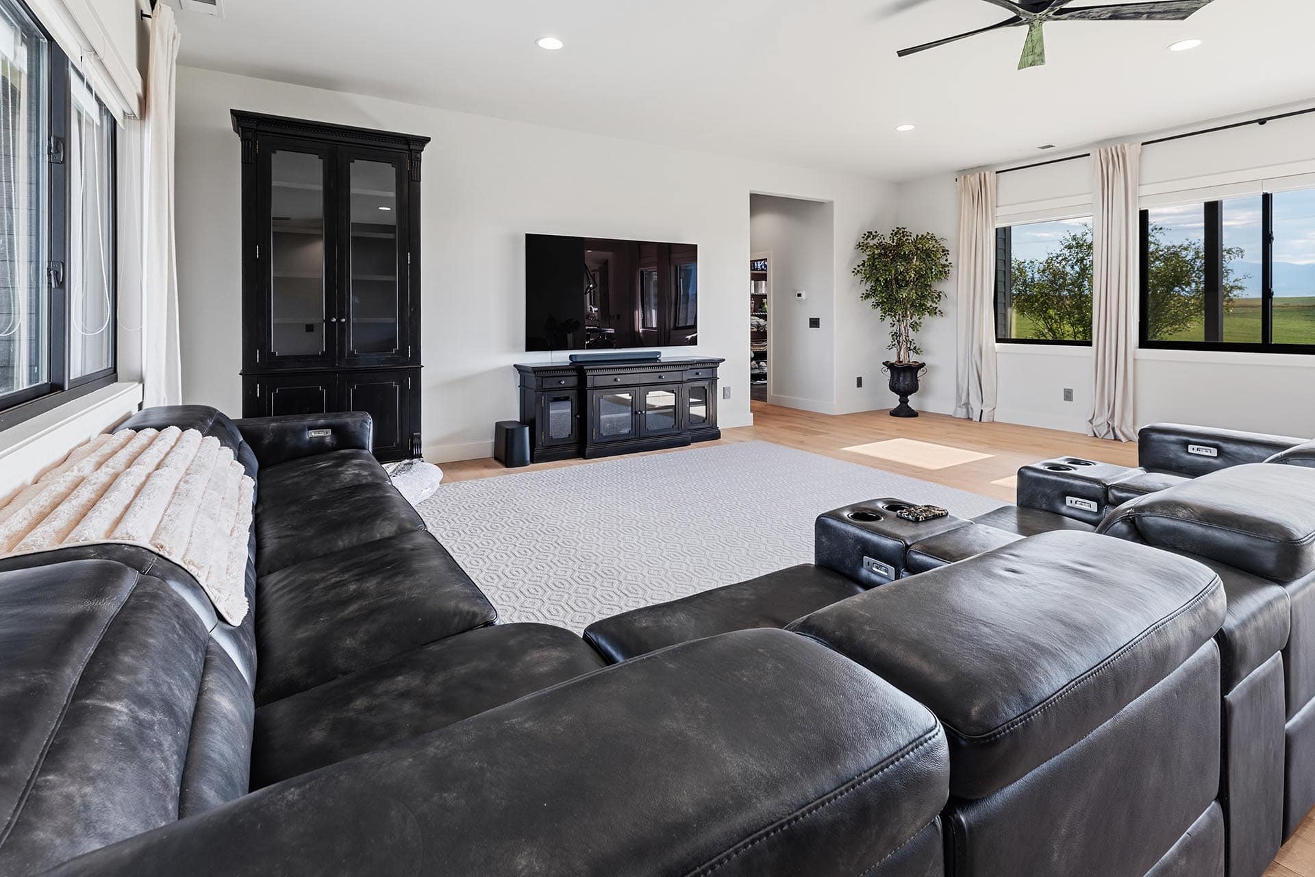 spacious contemporary home montana hollowtop homestead