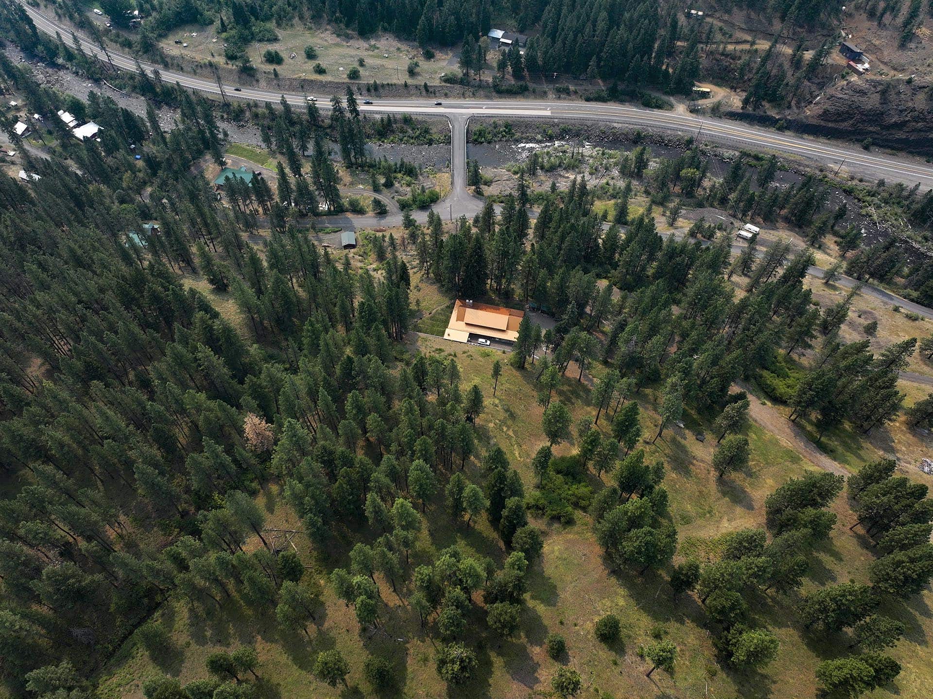 stone and timber residence idaho little salmon river lodge