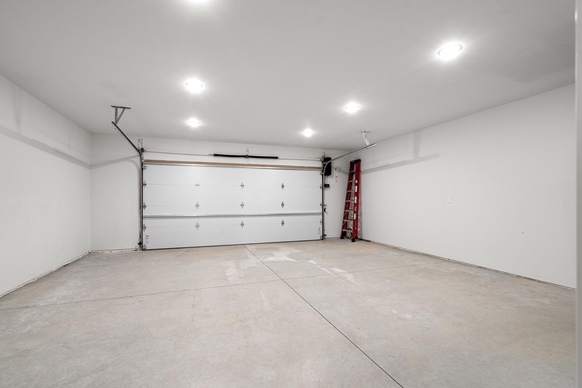 upper house garage oregon McKay Creek Country Estates